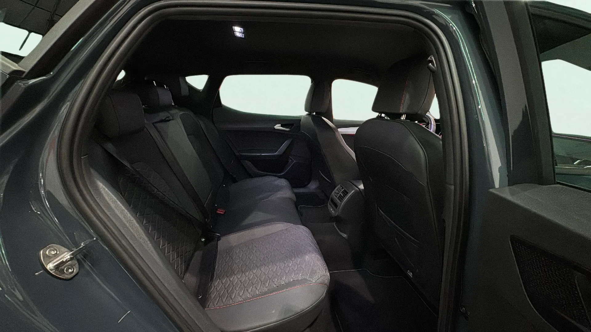 SEAT León 1.5 TSI FR 25 Aniversario - foto 15