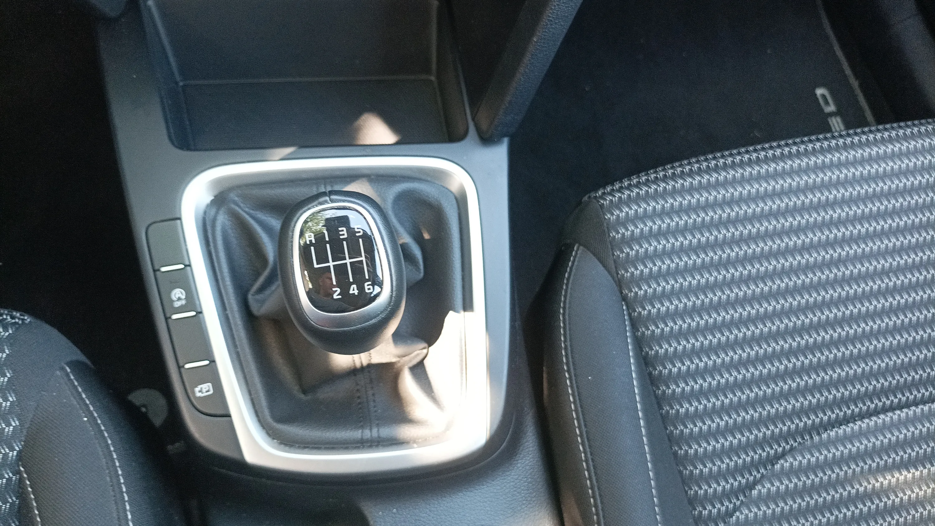 Kia Ceed 1.0 T-GDi Drive - foto 26