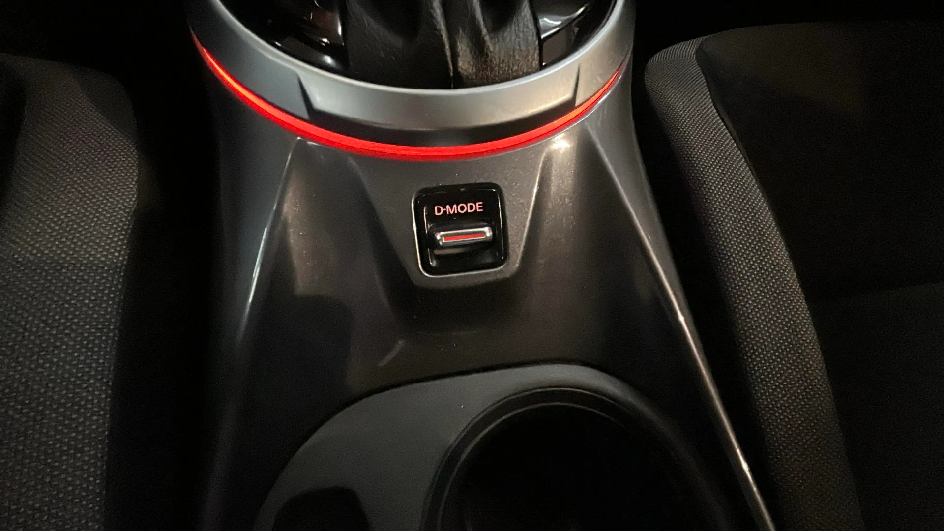 Nissan Juke DIG-T DCT N-Connecta - foto 21