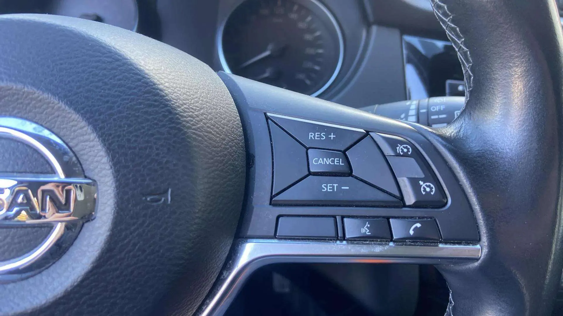 Nissan Qashqai dCi N-Connecta - foto 15