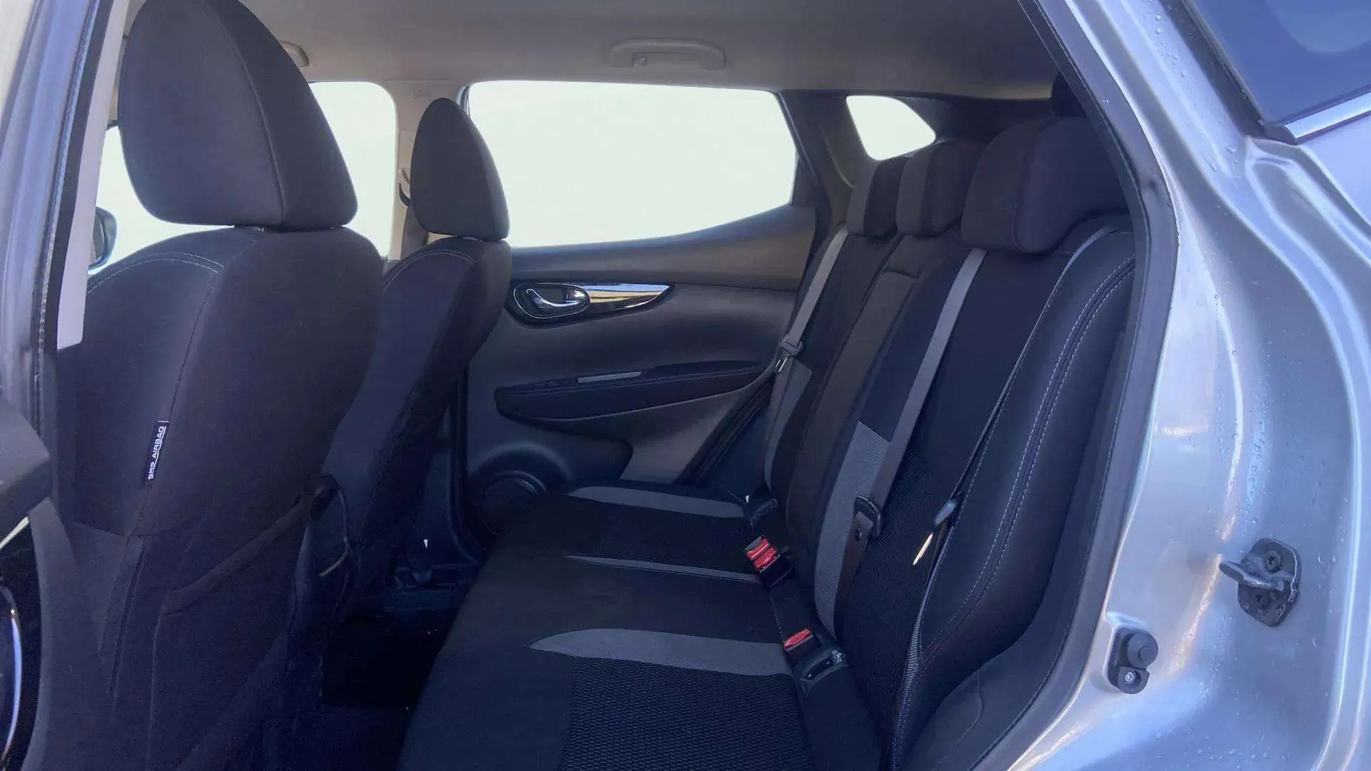 Nissan Qashqai dCi N-Connecta - foto 22