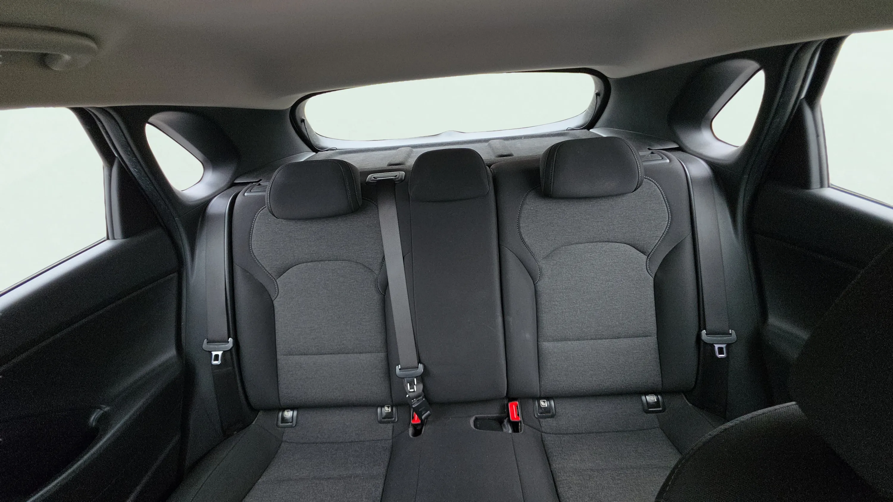 Hyundai i30 1.5 DPI Klass SLX - foto 16