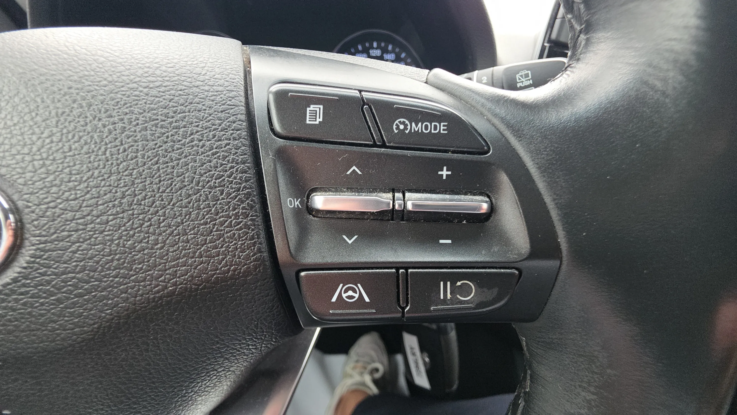Hyundai i30 1.5 DPI Klass SLX - foto 18