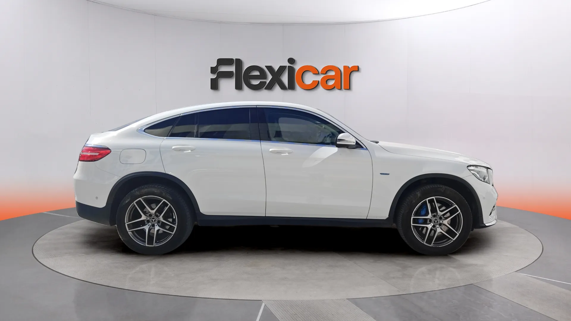 Mercedes-Benz GLC 350 e 4MATIC - foto 5