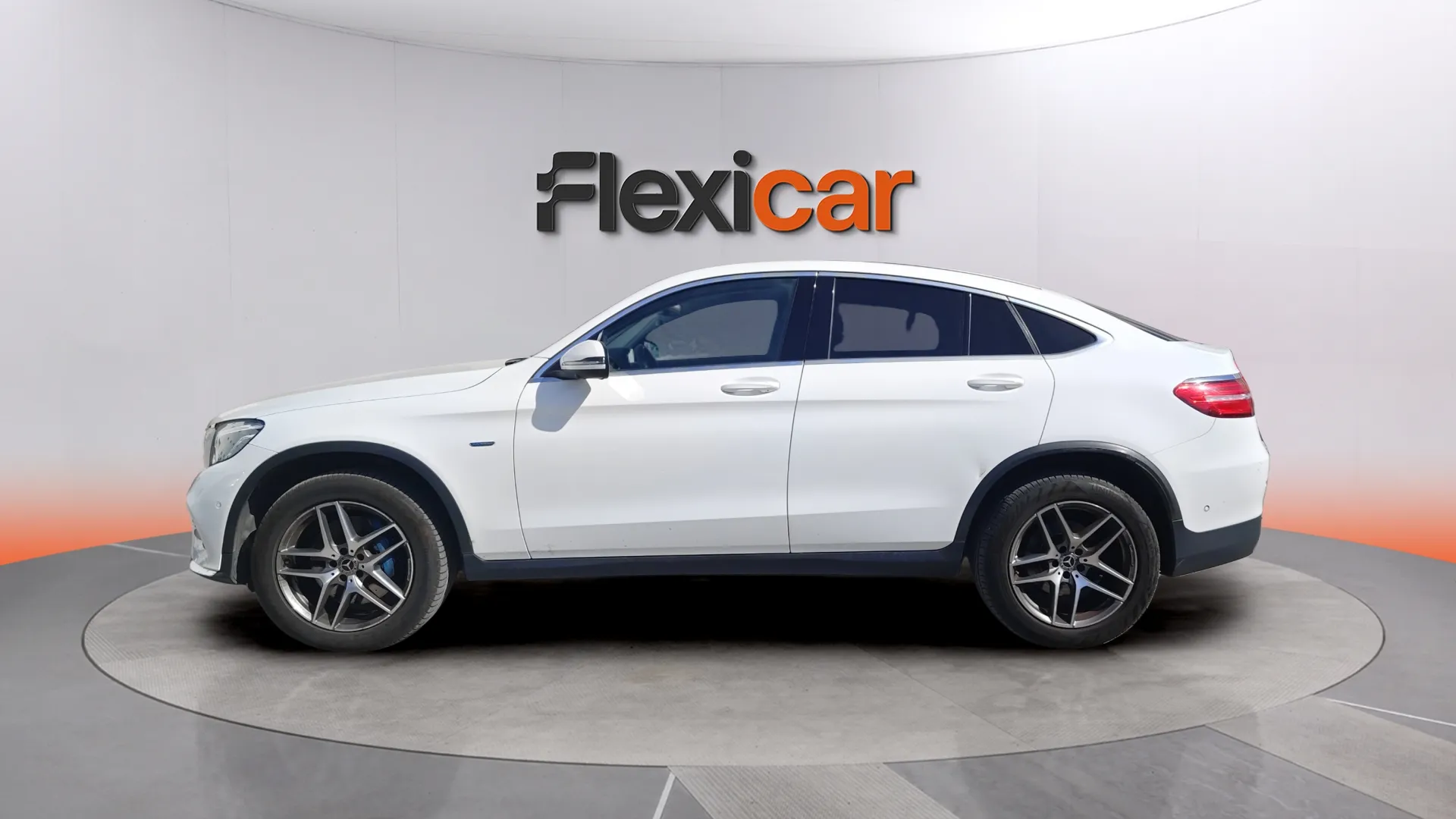 Mercedes-Benz GLC 350 e 4MATIC - foto 3