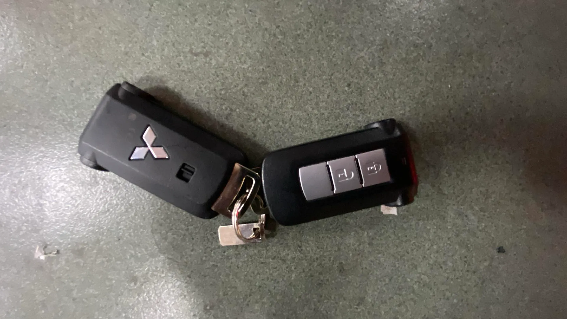 Mitsubishi Eclipse Cross 2.4 PHEV Kaiteki 4WD - foto 18