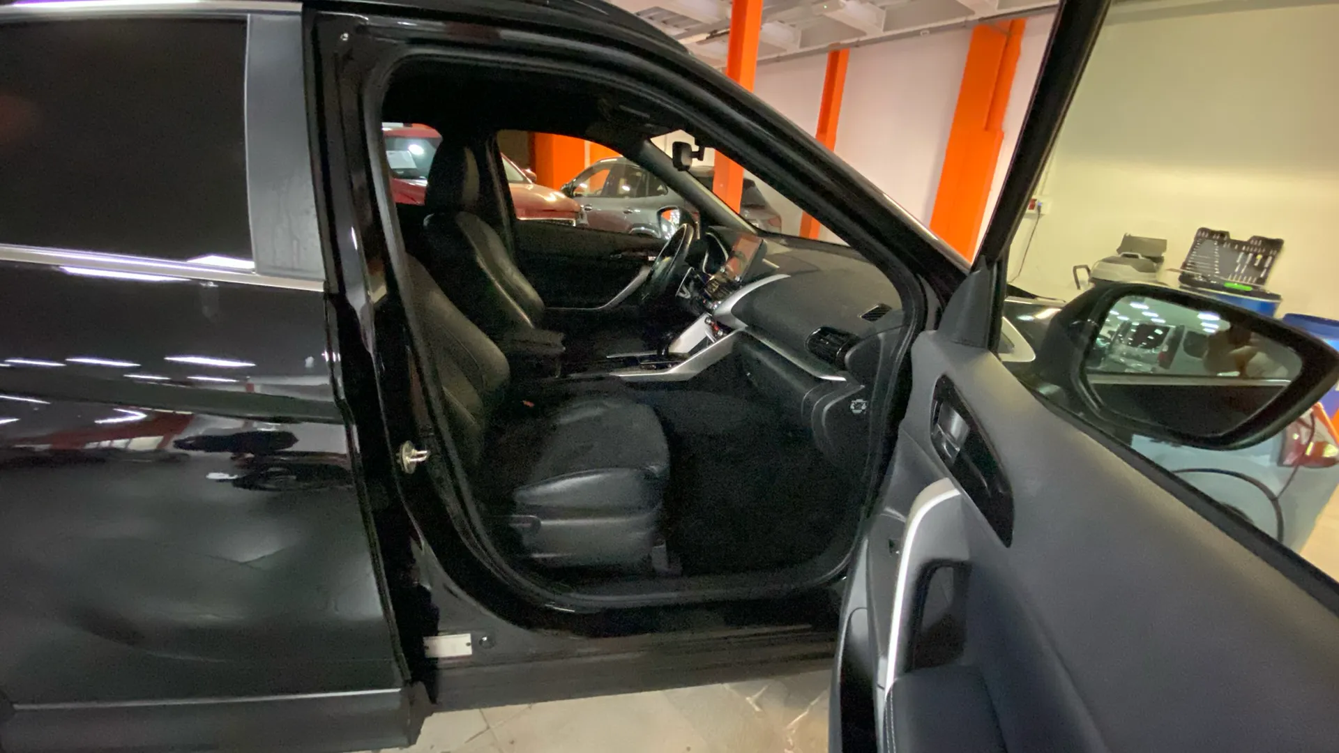 Mitsubishi Eclipse Cross 2.4 PHEV Kaiteki 4WD - foto 19