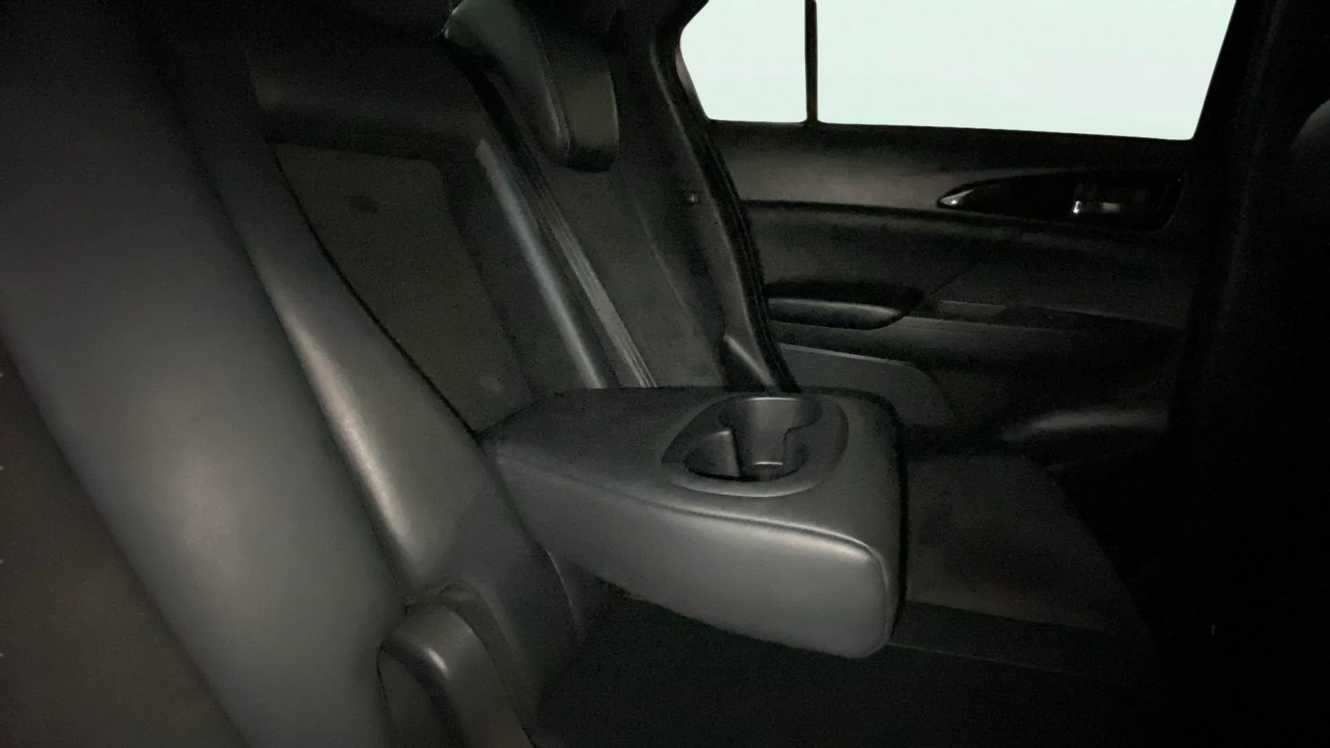 Mitsubishi Eclipse Cross 2.4 PHEV Kaiteki 4WD - foto 21