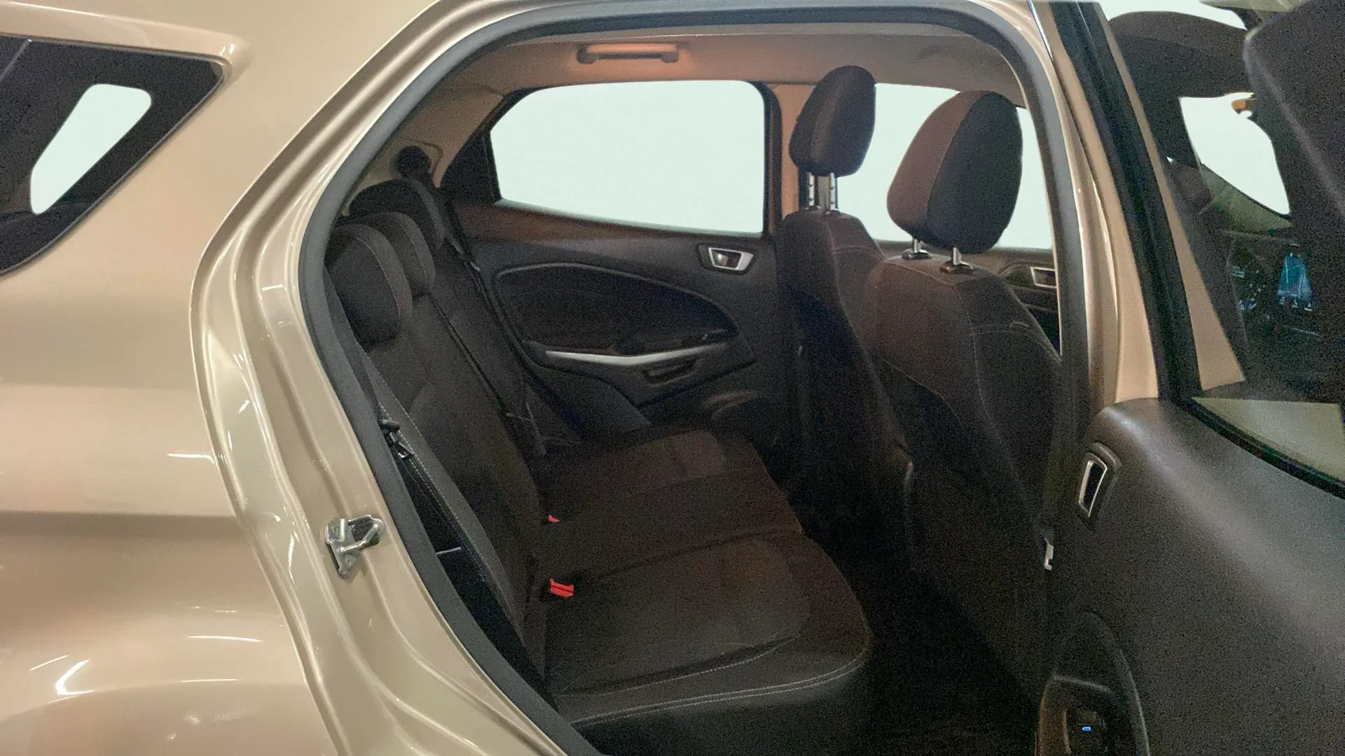 Ford EcoSport 1.0L EcoBoost Trend+ - foto 27