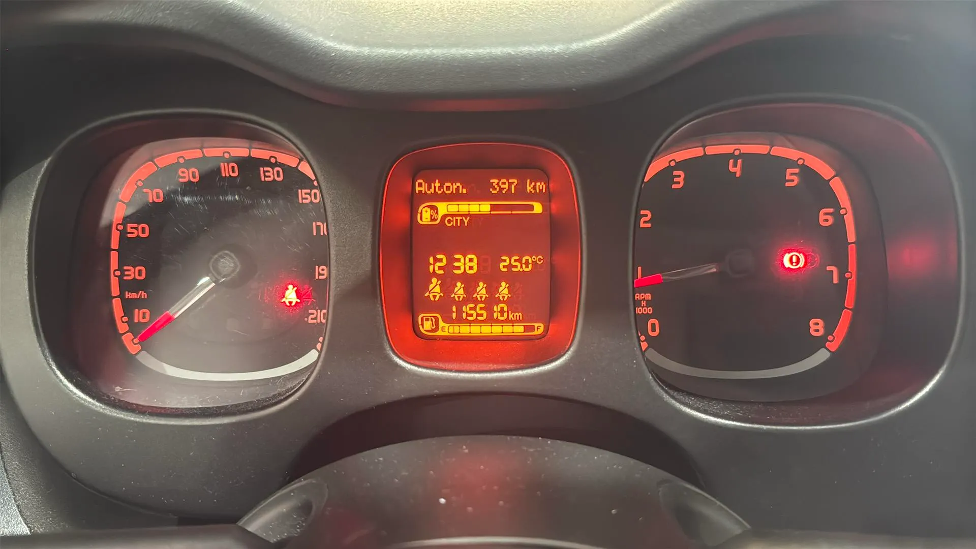 Fiat Panda Red 1.0 Hybrid - foto 12