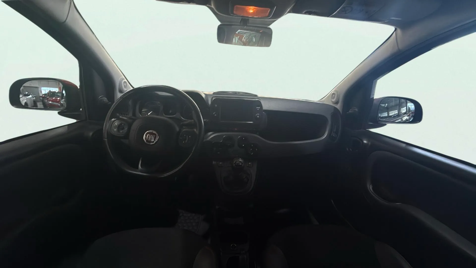 Fiat Panda Red 1.0 Hybrid - foto 9