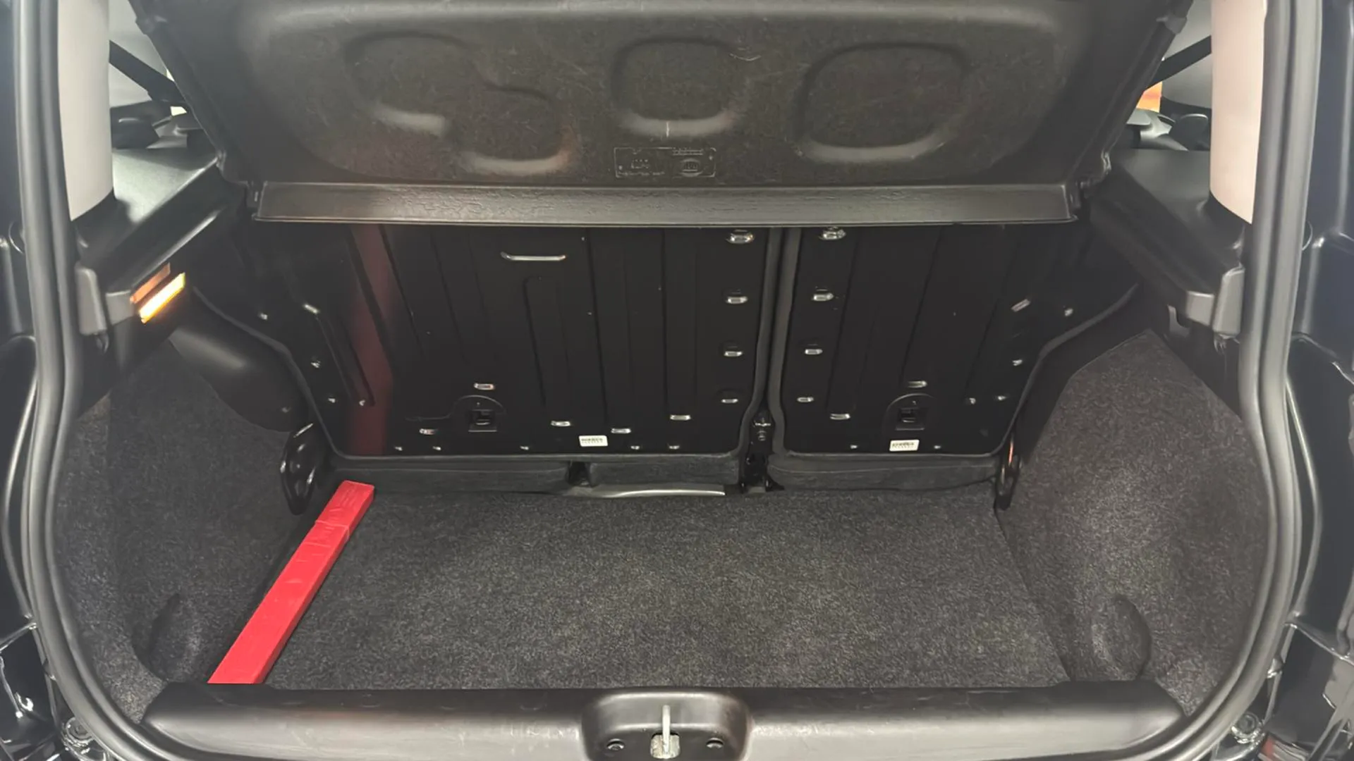 Fiat Panda Red 1.0 Hybrid - foto 22