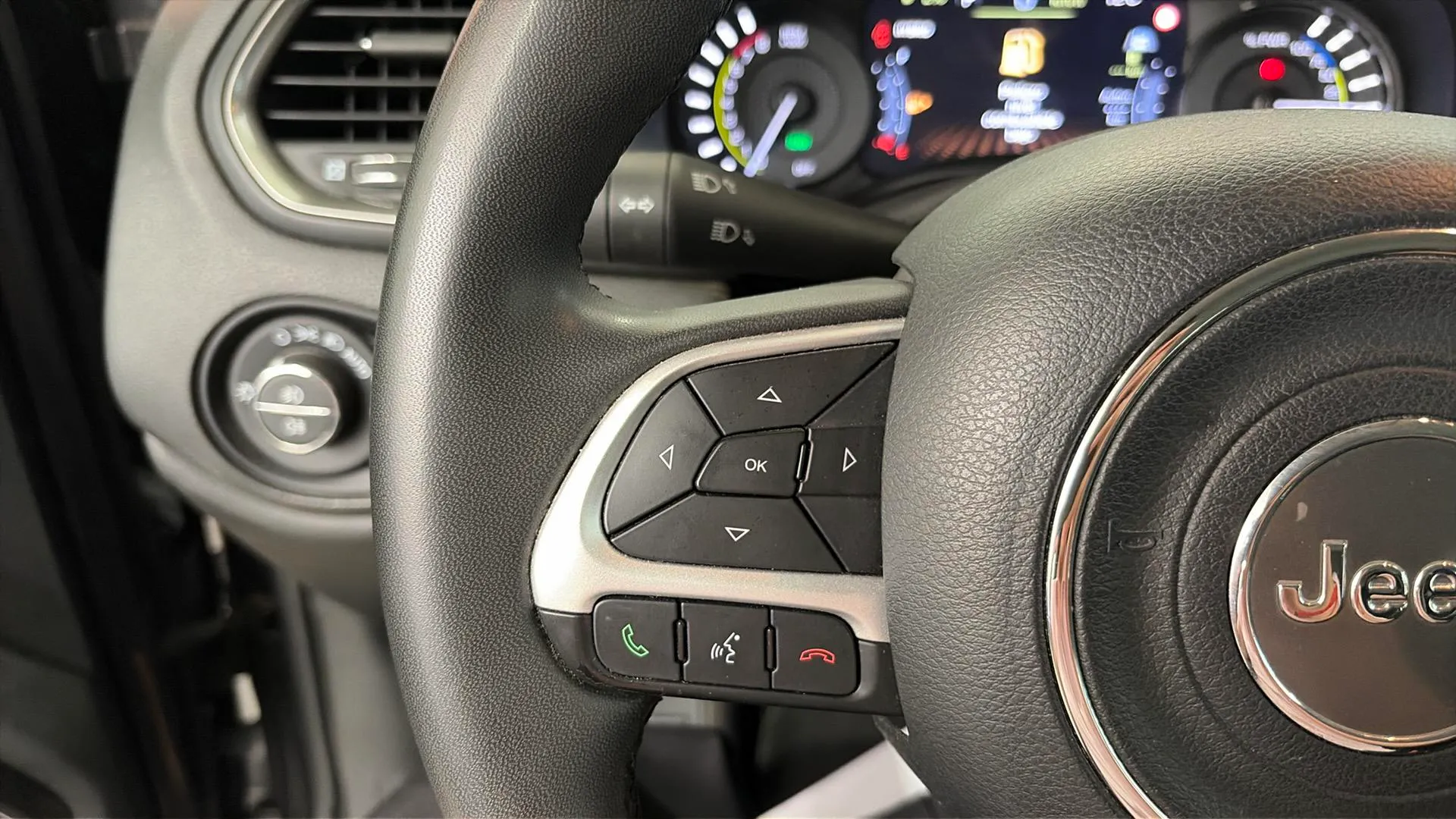 Jeep Renegade 4xe 1.3 PHEV Limited - foto 11