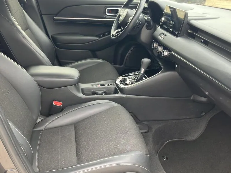 Honda HR-V 1.5 i-MMD Advance 4x2 - foto 32
