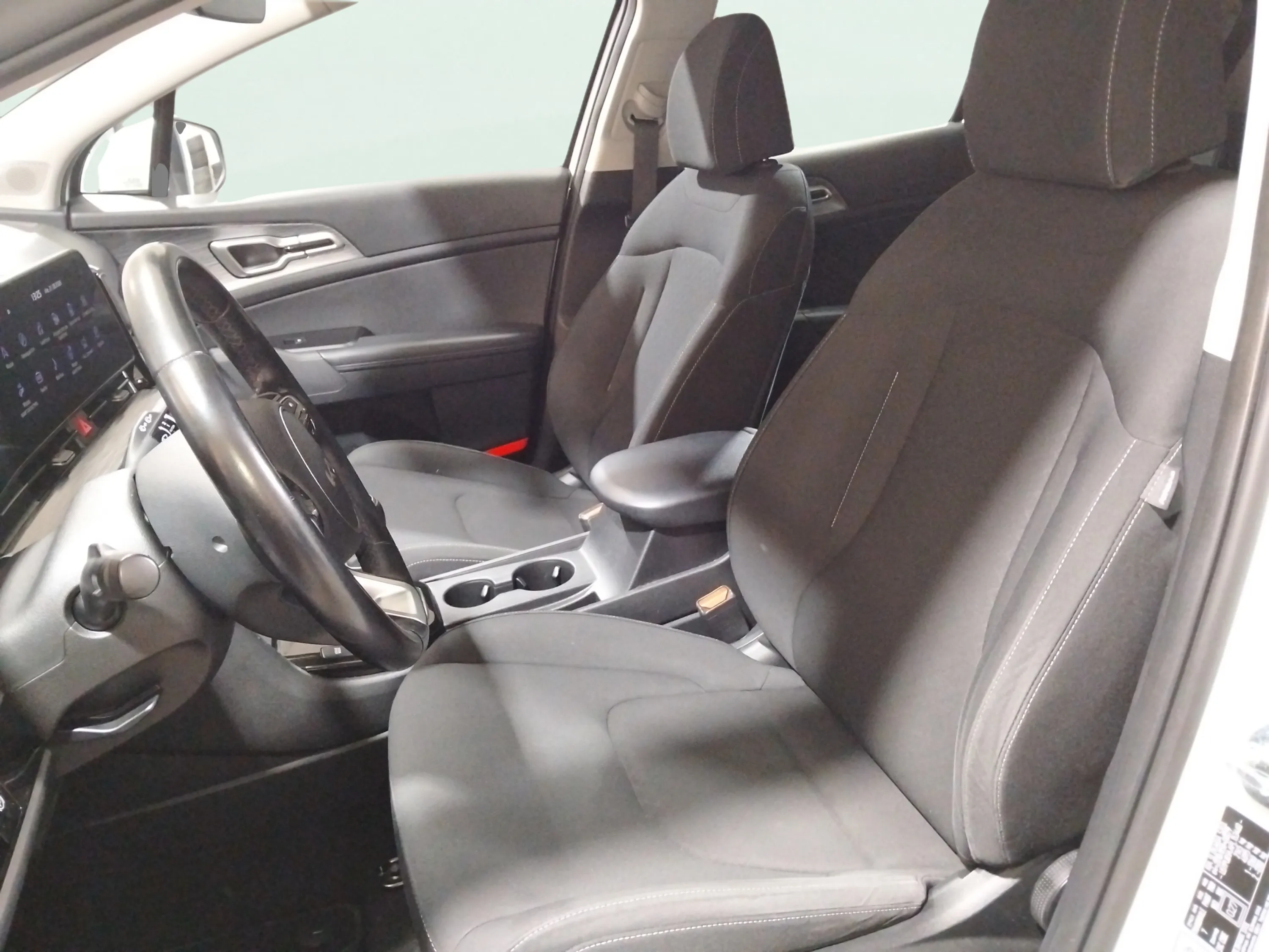 Kia Sportage 1.6 CRDi MHEV Business 4x2 - foto 14