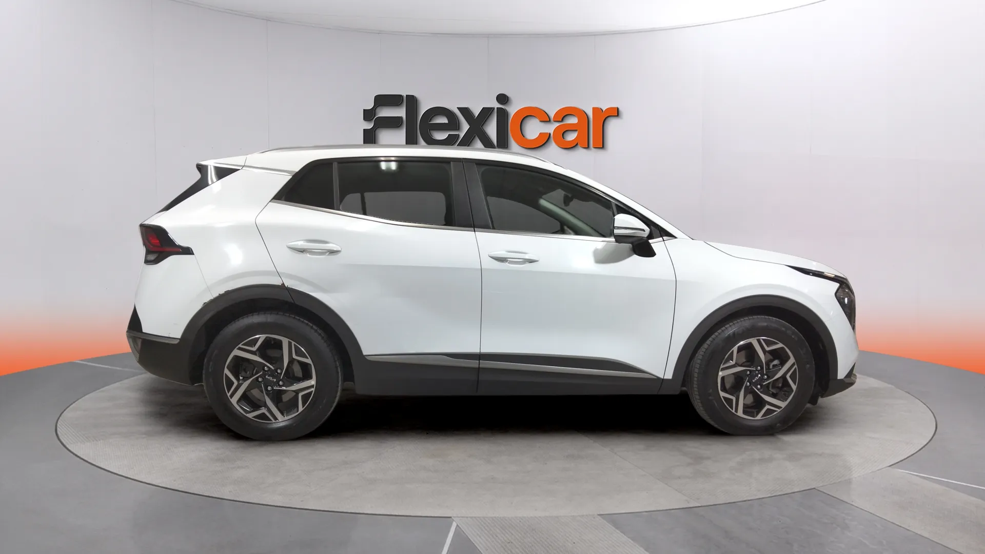 Kia Sportage 1.6 CRDi MHEV Business 4x2 - foto 8