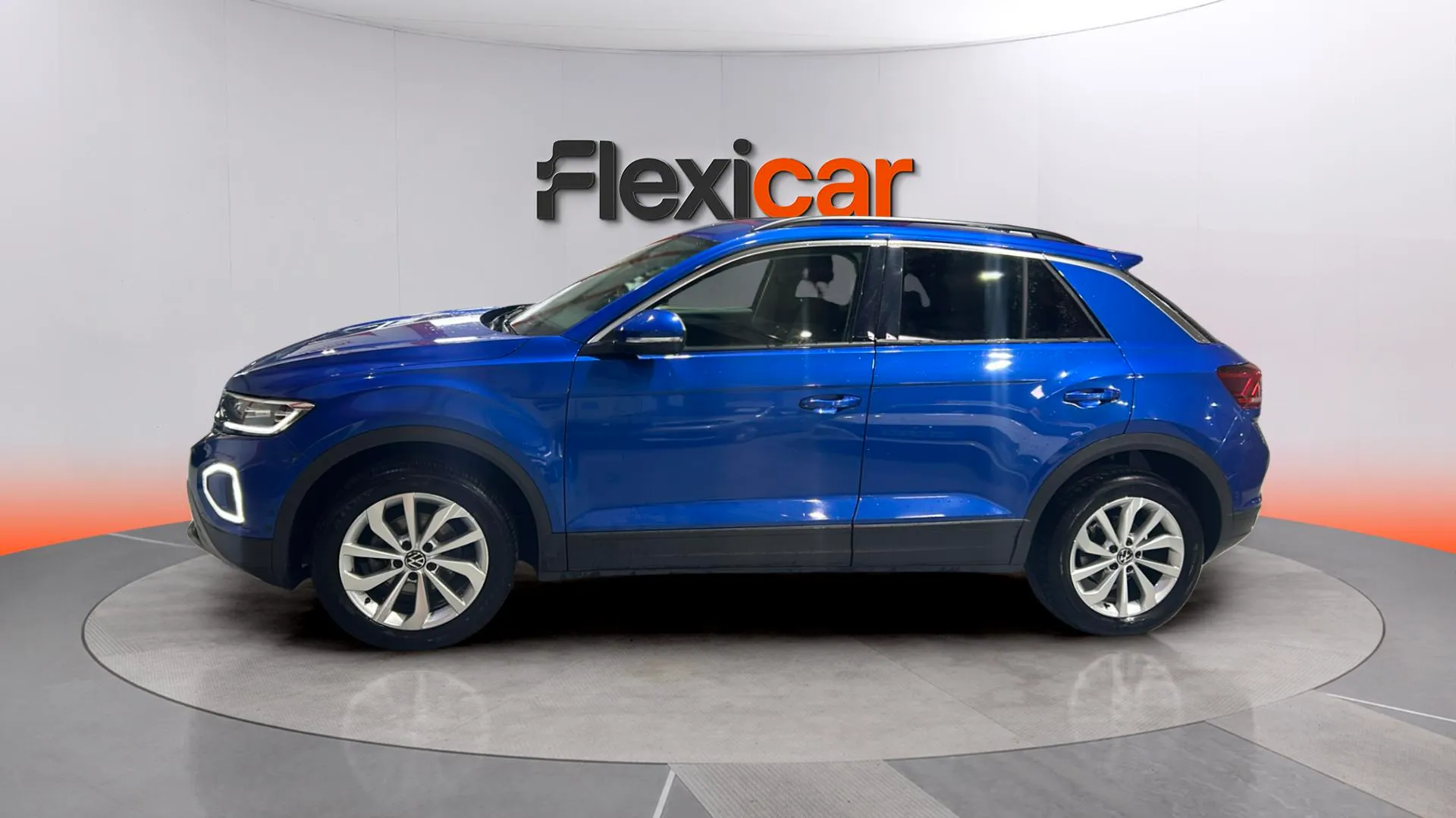 Volkswagen T-Roc Life 1.0 TSI - foto 8