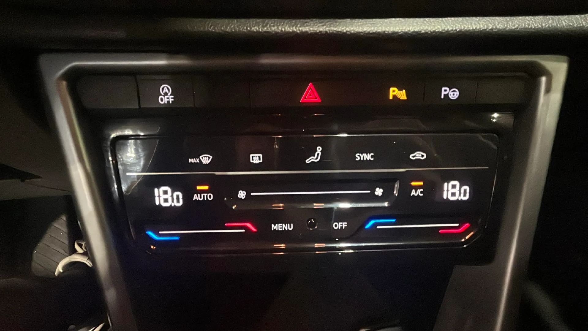 Volkswagen T-Roc Life 1.0 TSI - foto 16