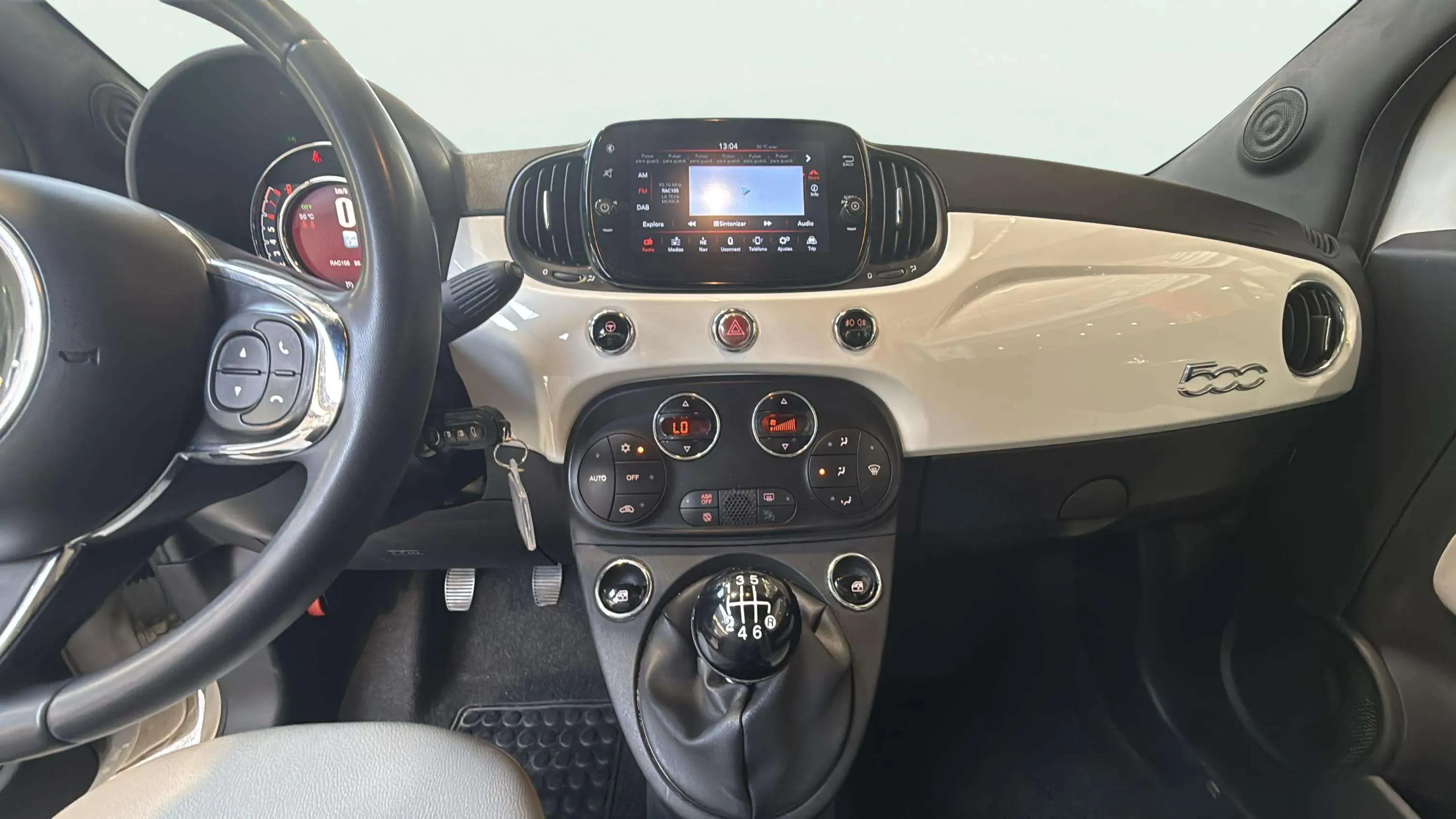 Fiat 500C Lounge Hy Fly - foto 11