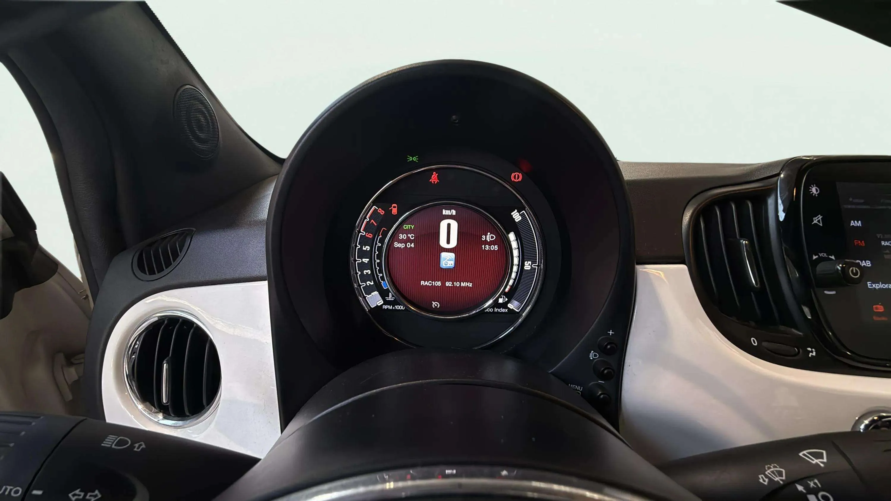 Fiat 500C Lounge Hy Fly - foto 12