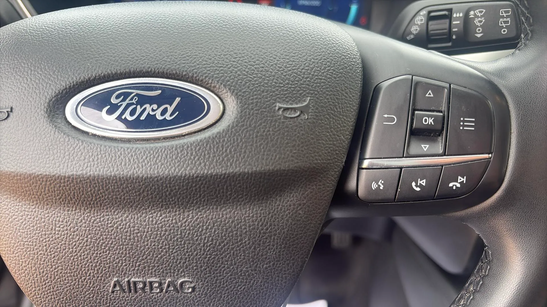 Ford Kuga Titanium 1.5T EcoBoost - foto 12