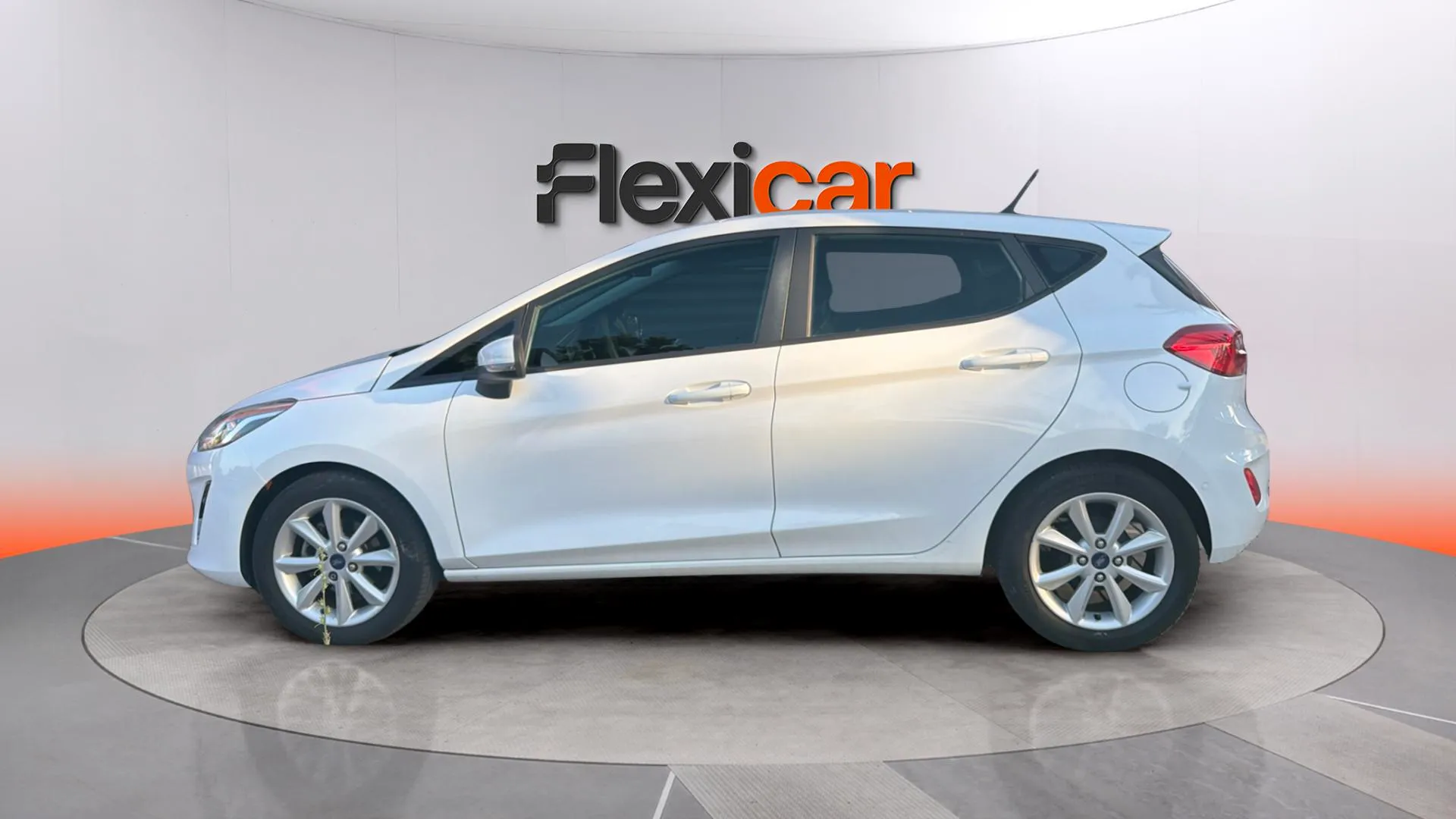 Ford Fiesta 1.0 EcoBoost Trend - foto 4