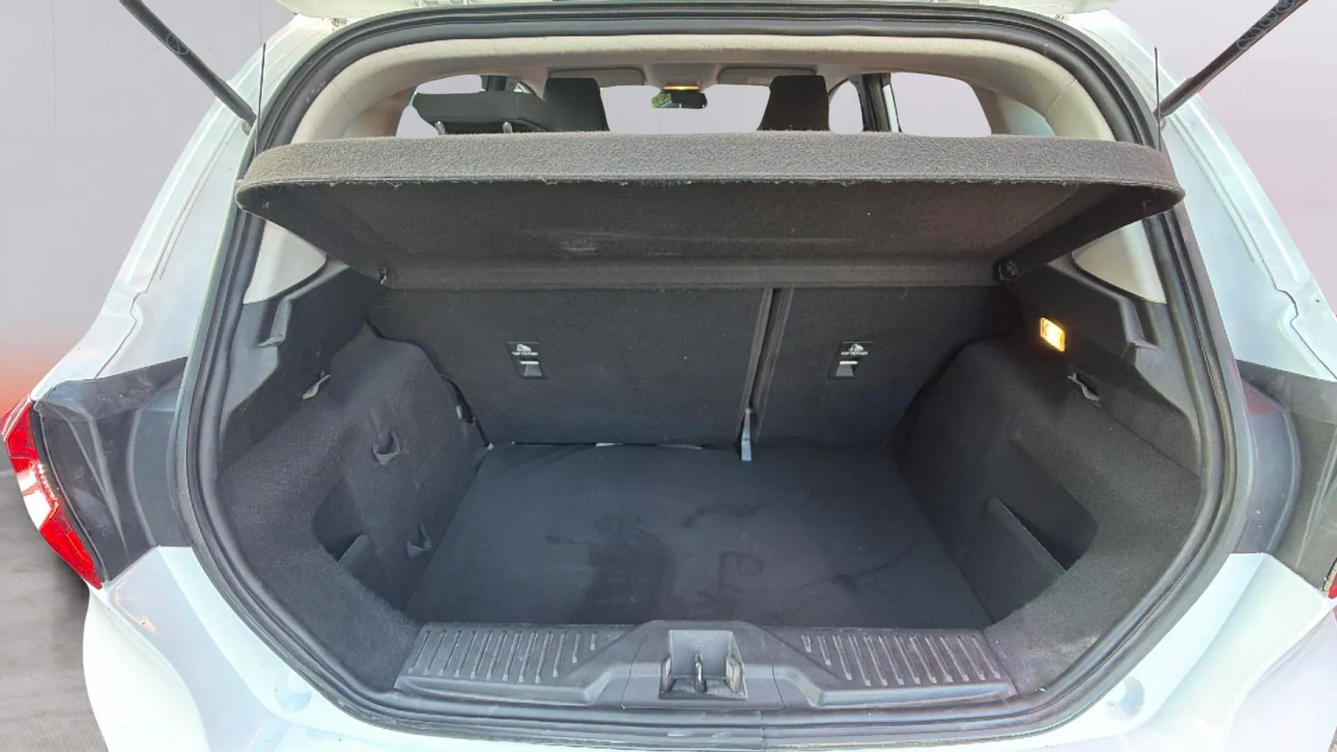 Ford Fiesta 1.0 EcoBoost Trend - foto 17