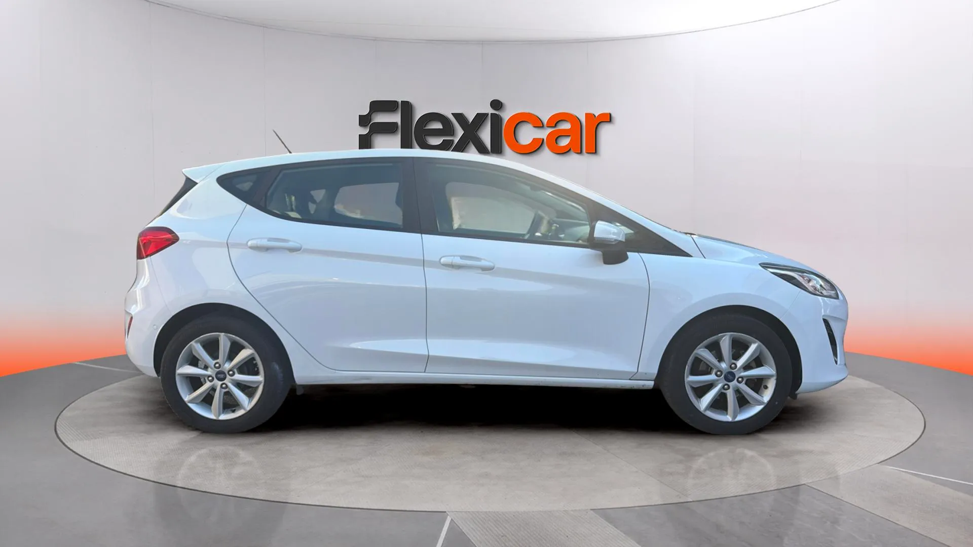Ford Fiesta 1.0 EcoBoost Trend - foto 8