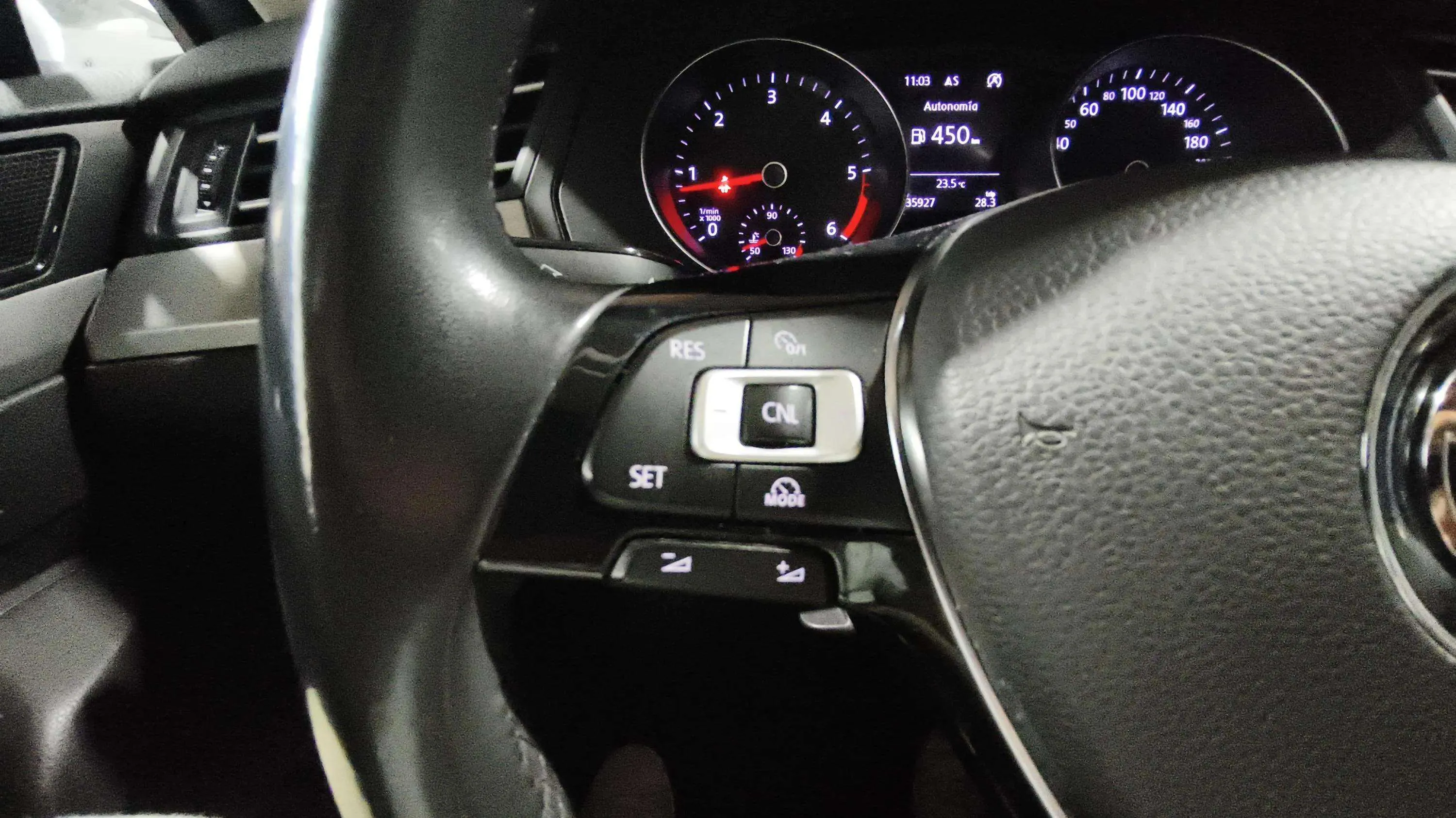 Volkswagen Passat Variant Advance 1.6 TDI BMT - foto 21