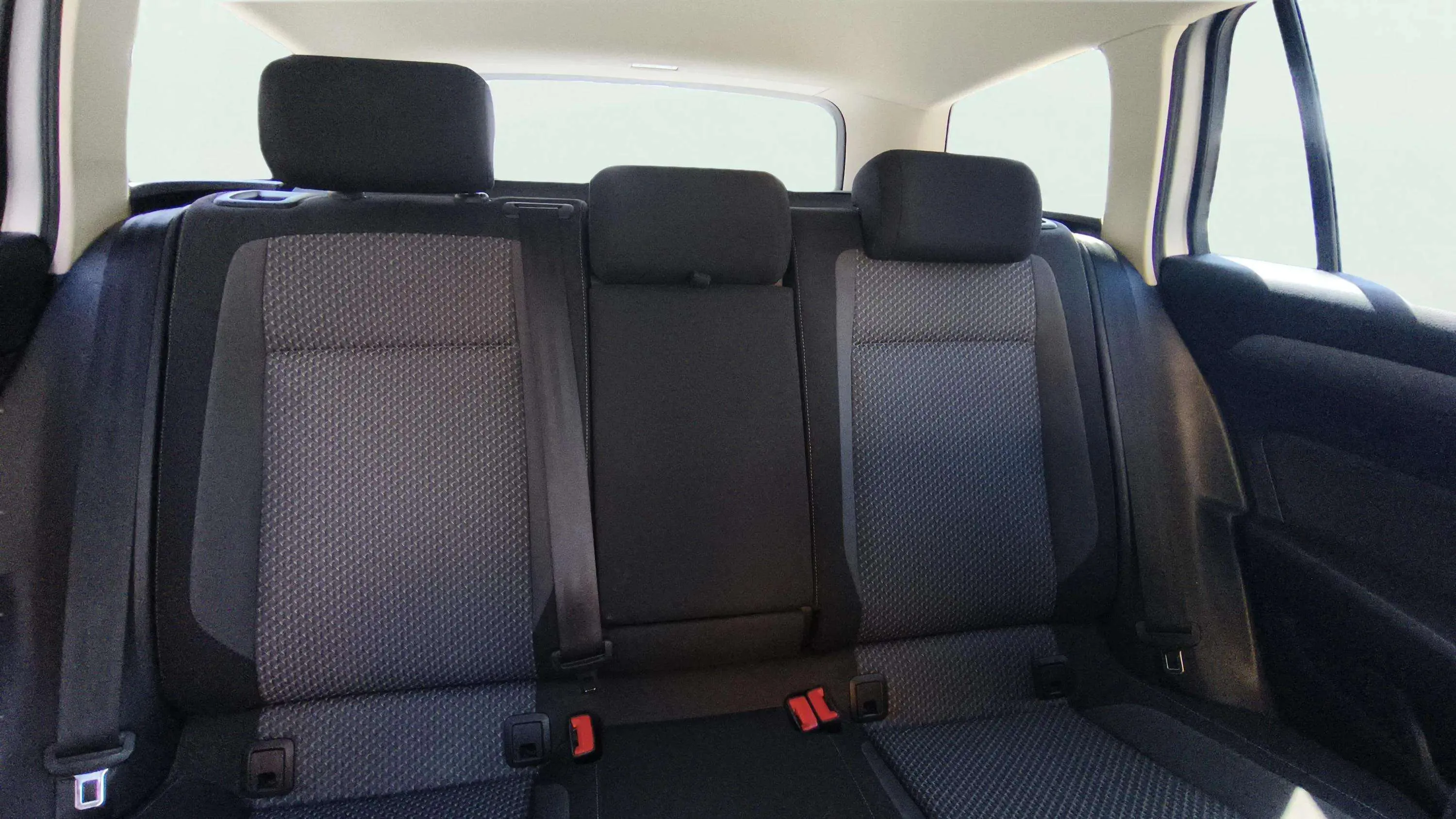 Volkswagen Passat Variant Advance 1.6 TDI BMT - foto 17
