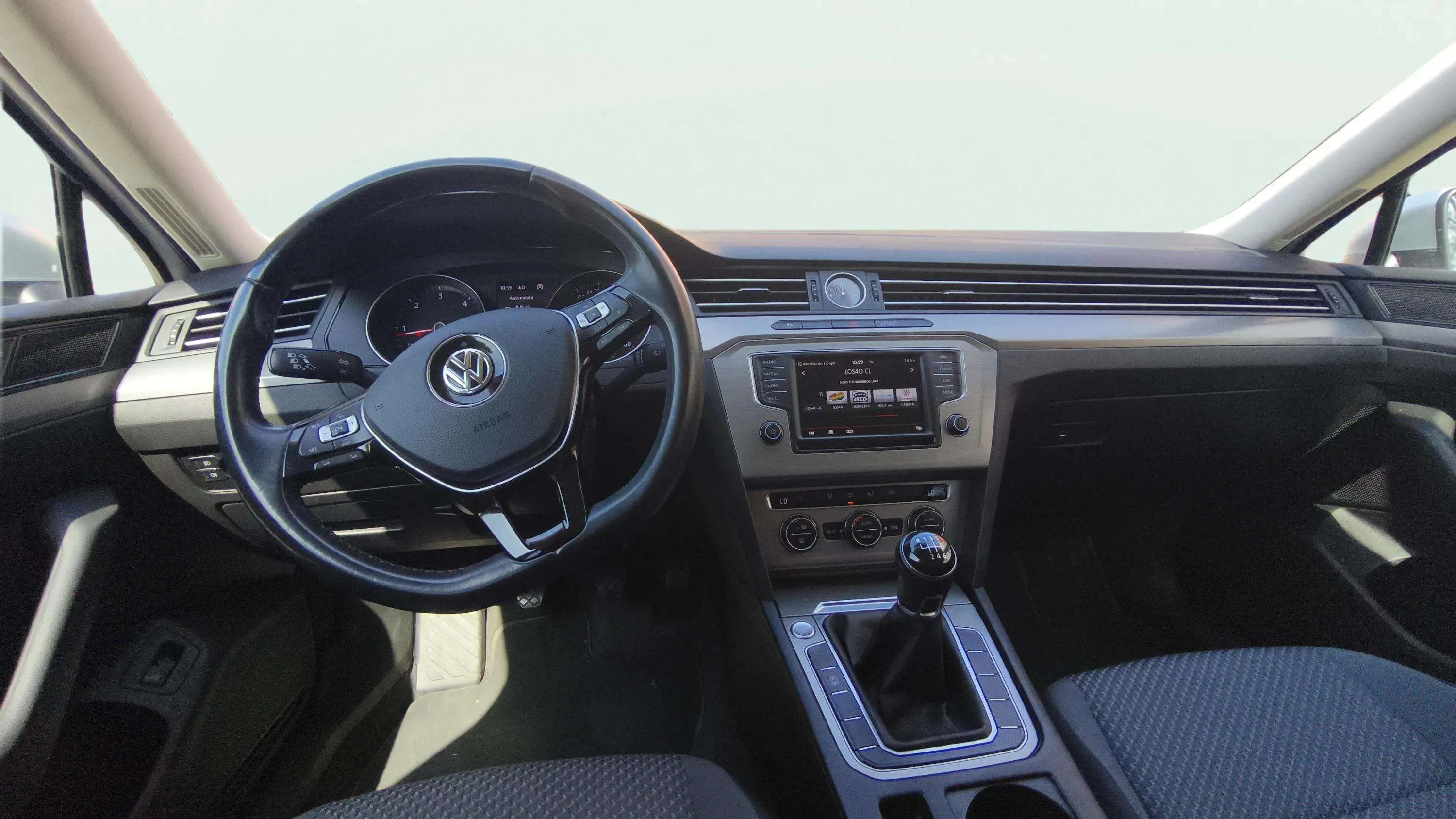 Volkswagen Passat Variant Advance 1.6 TDI BMT - foto 16