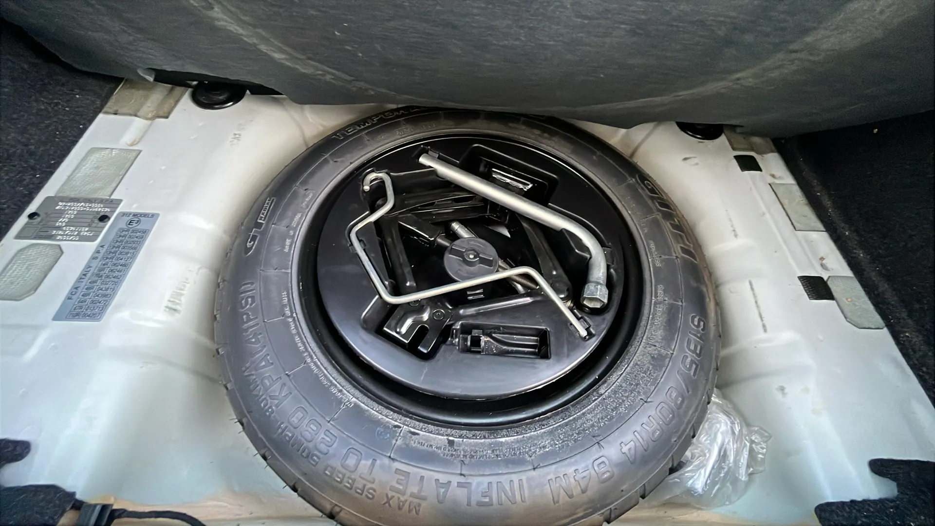 Fiat 500 Dolcevita 1.0 Hybrid - foto 19