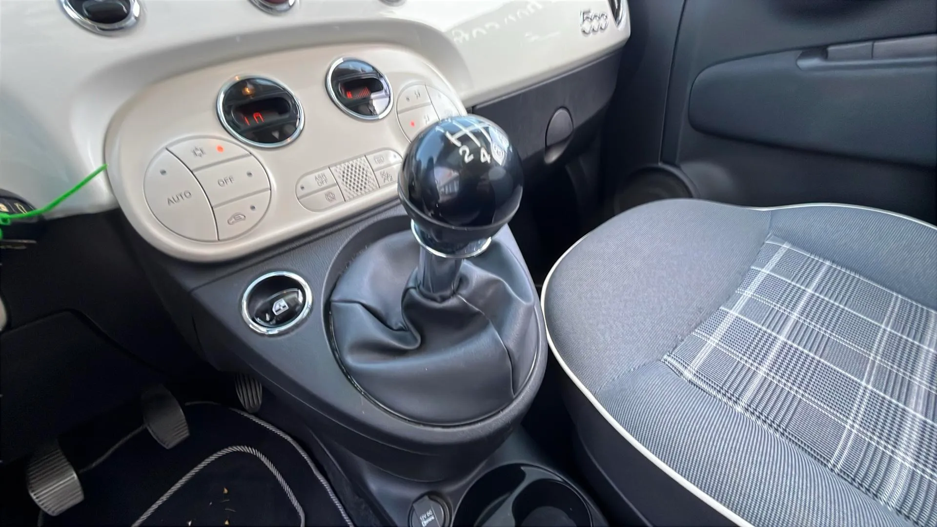 Fiat 500 Dolcevita 1.0 Hybrid - foto 27