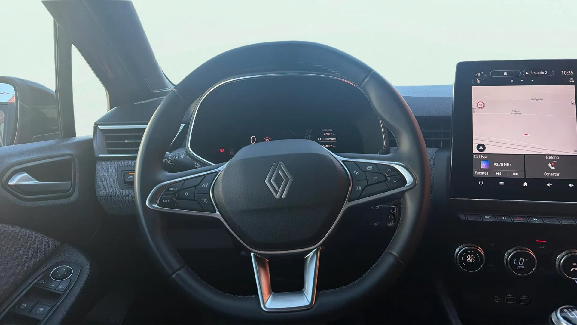 Renault Clio Techno TCe 90 - foto 8