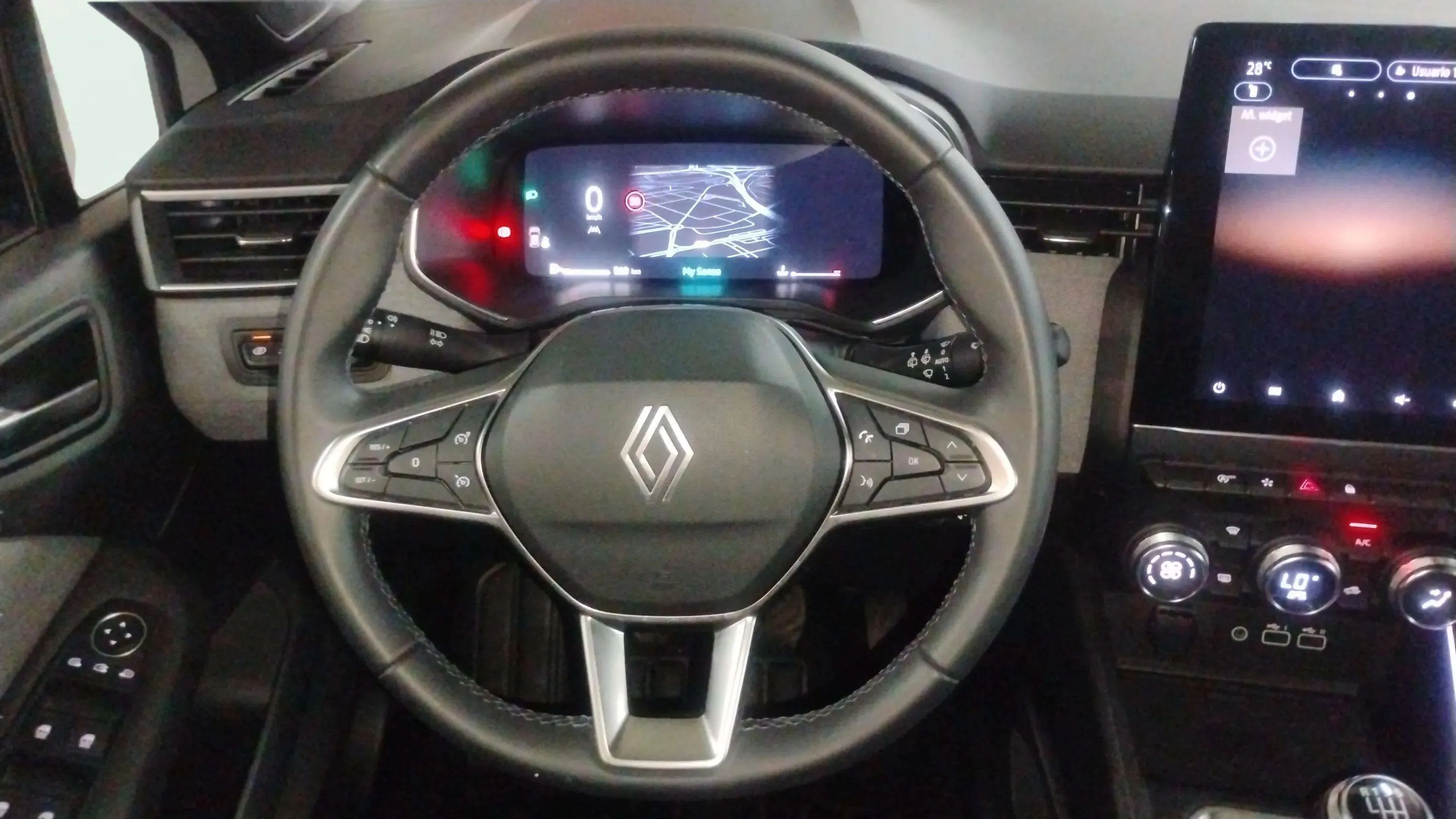 Renault Clio Techno TCe 90 - foto 24