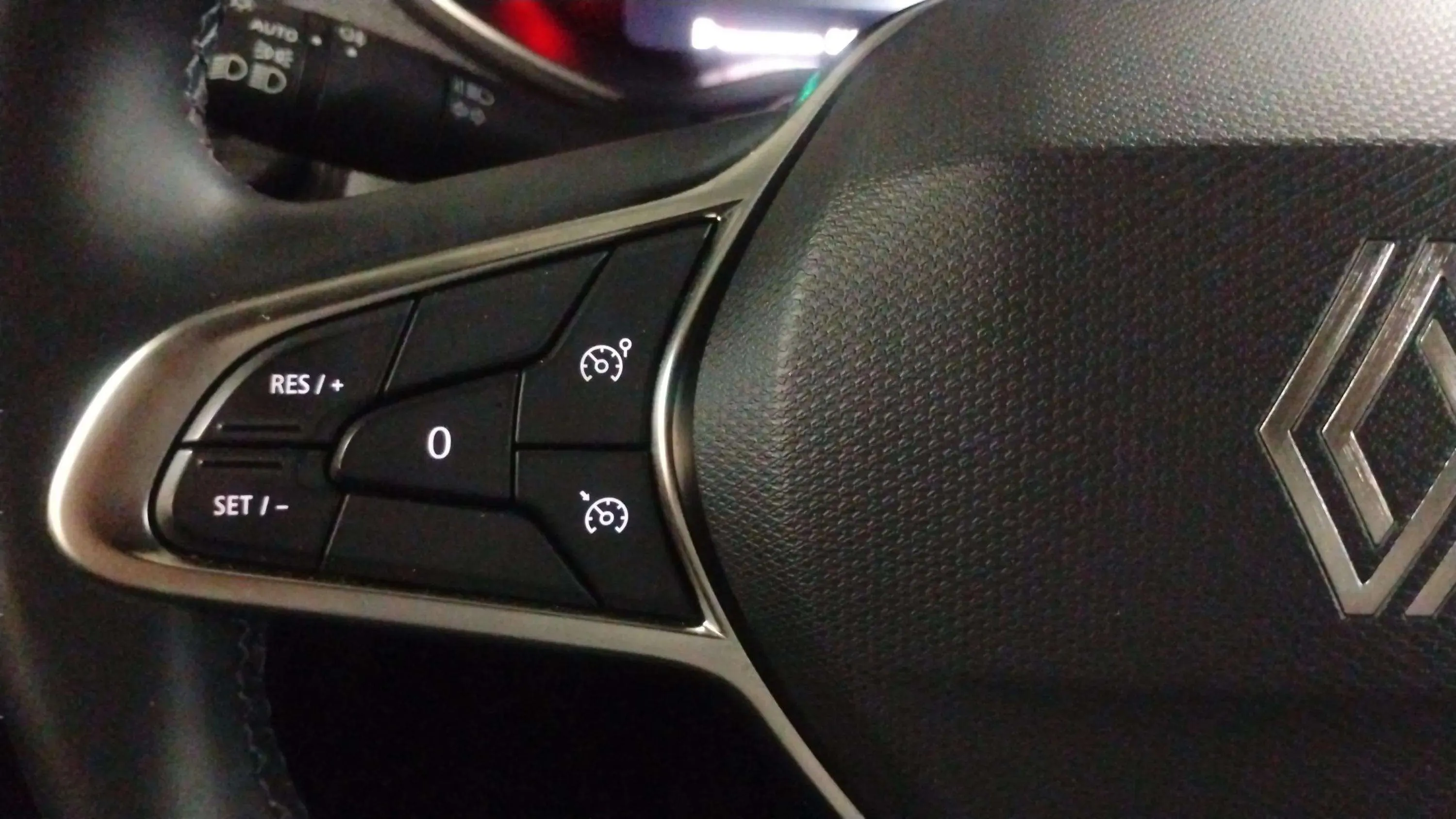 Renault Clio Techno TCe 90 - foto 25