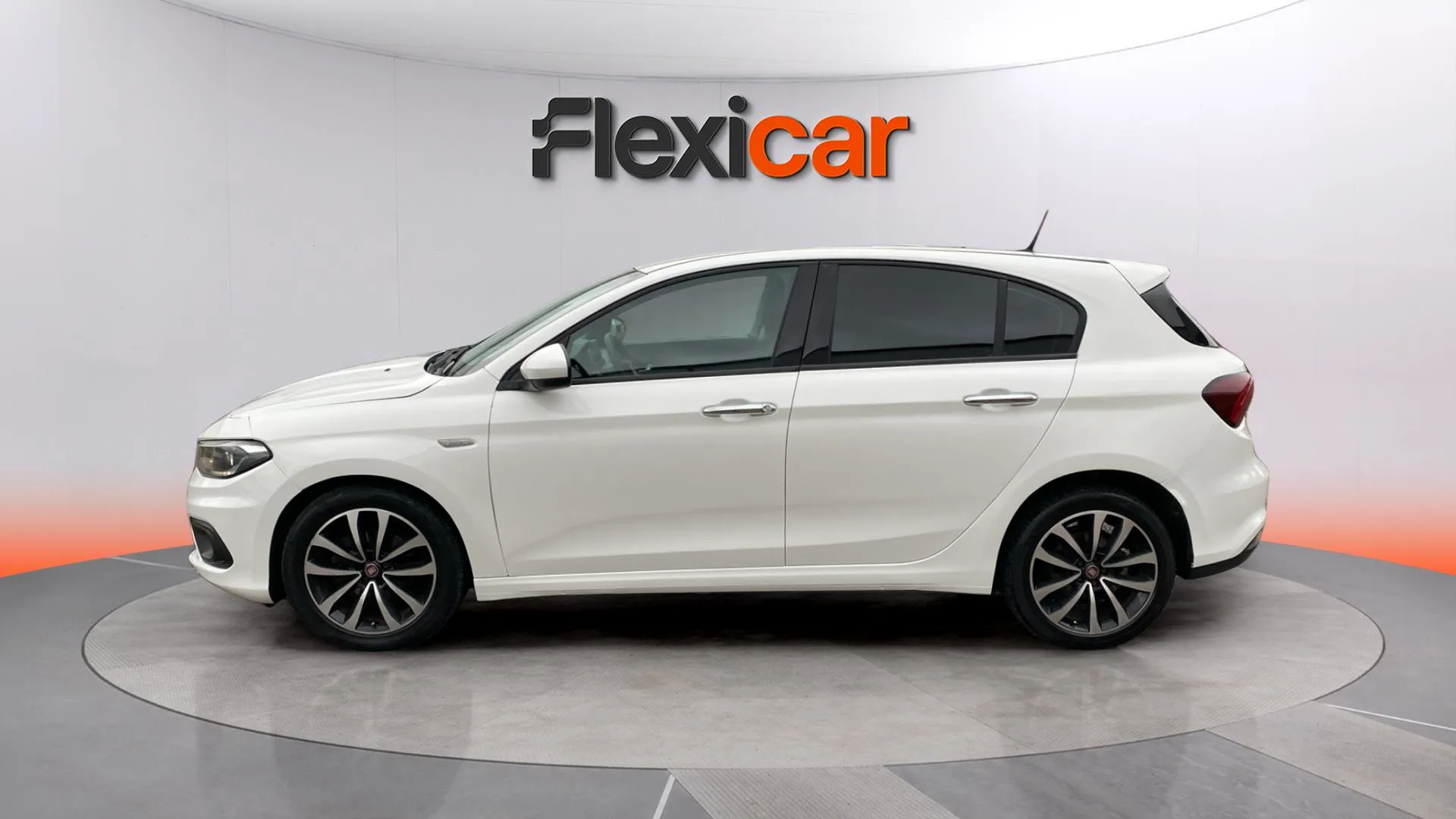 Fiat Tipo 1.4 T-Jet 16v Lounge - foto 2