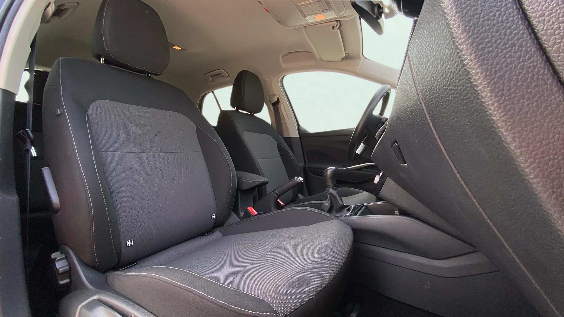 Škoda Fabia 1.0 TSI Selection - foto 13