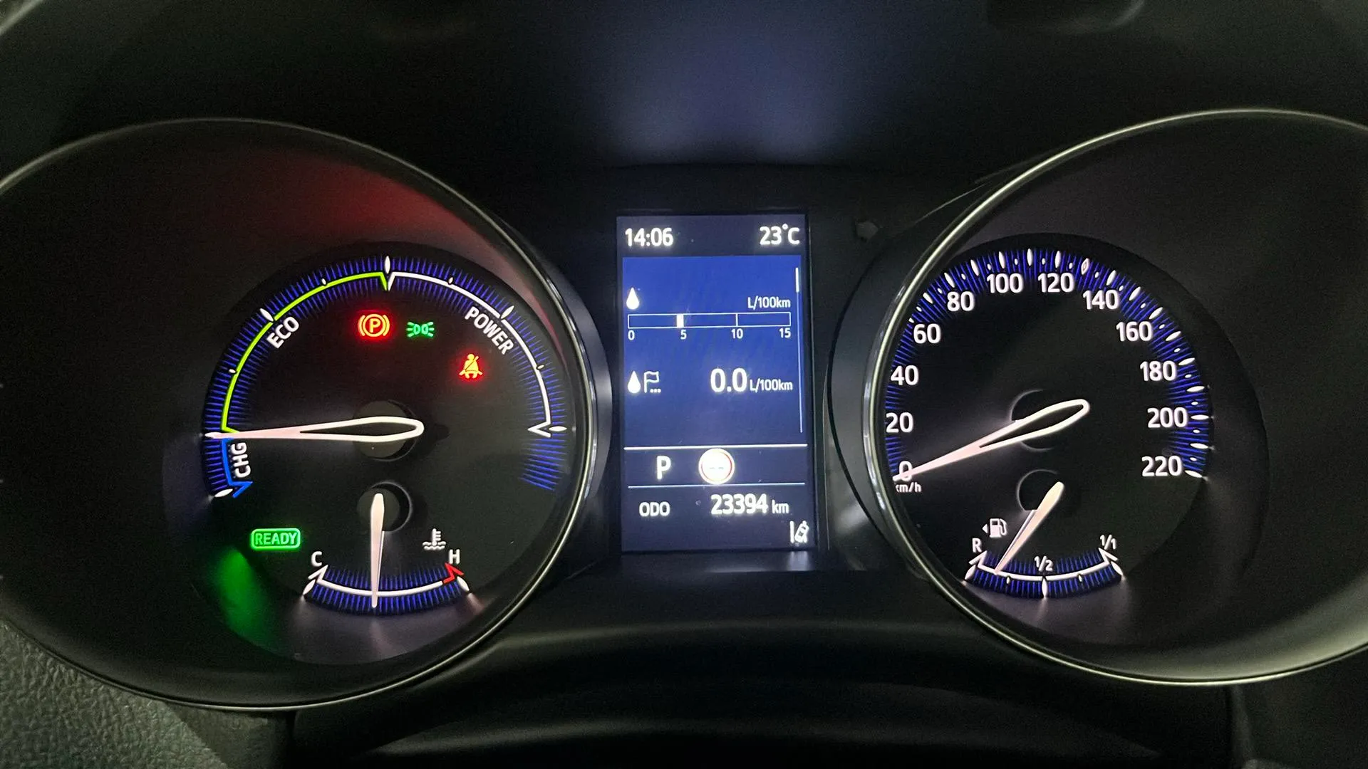 Toyota C-HR 2.0 180H Advance - foto 17