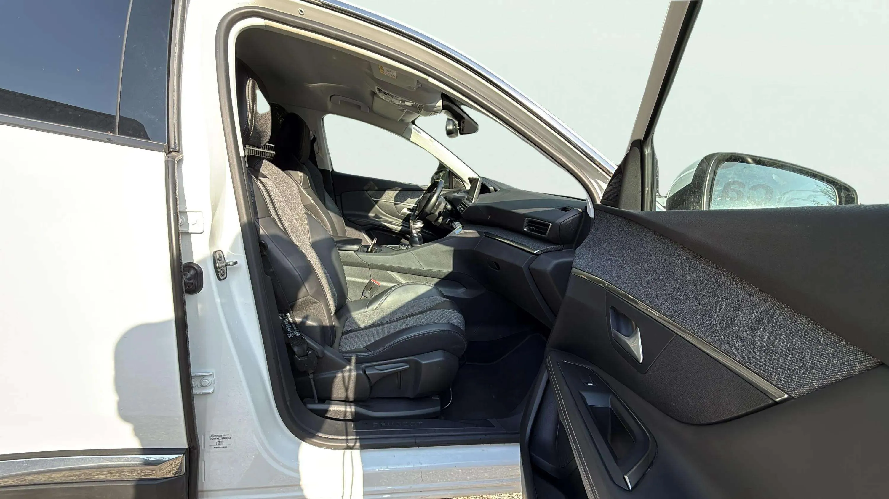 Peugeot 3008 1.5L BlueHDi Active - foto 15