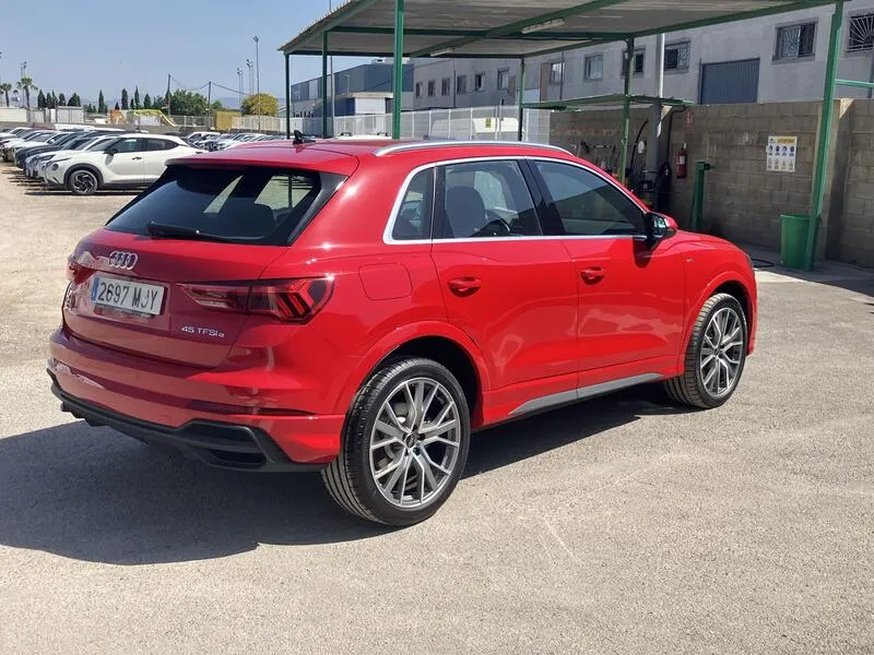 Audi Q3 45 TFSI e S line 1.4 TFSI - foto 6