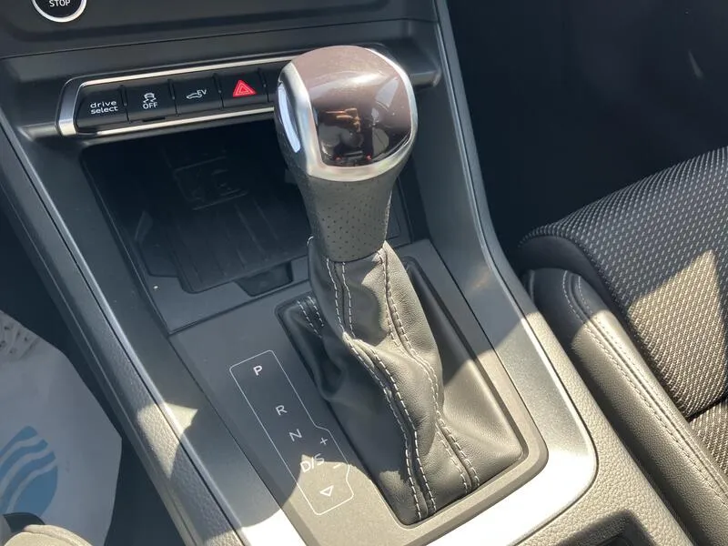 Audi Q3 45 TFSI e S line 1.4 TFSI - foto 39