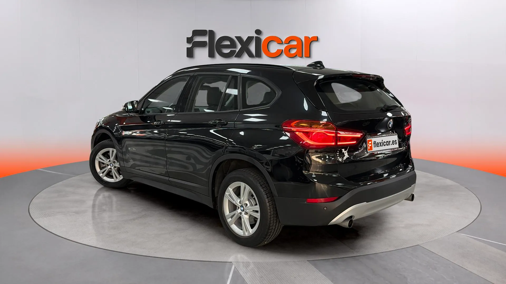 BMW X1 sDrive18d - foto 5