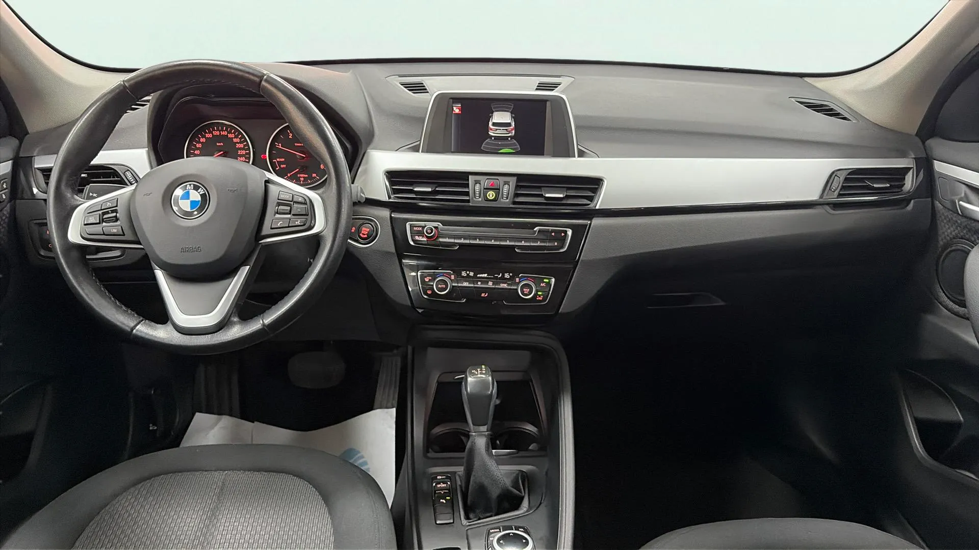 BMW X1 sDrive18d - foto 17