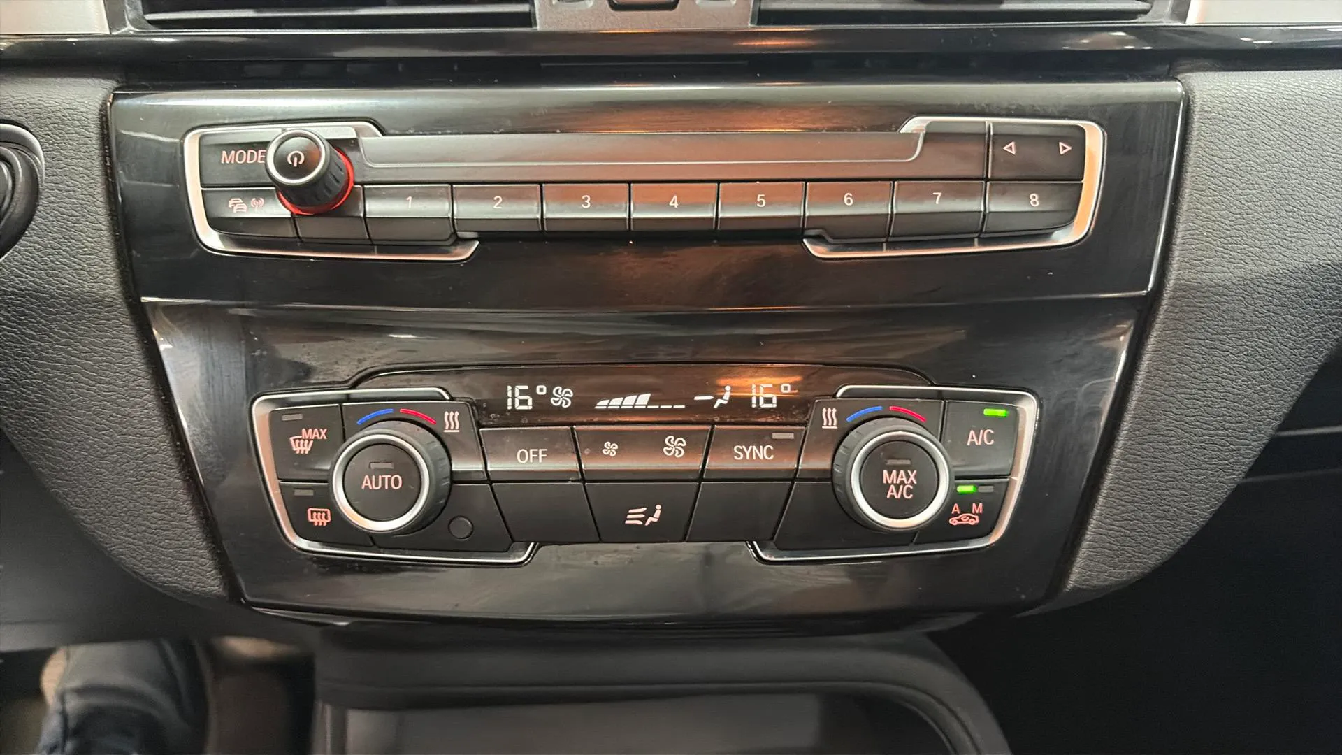 BMW X1 sDrive18d - foto 26