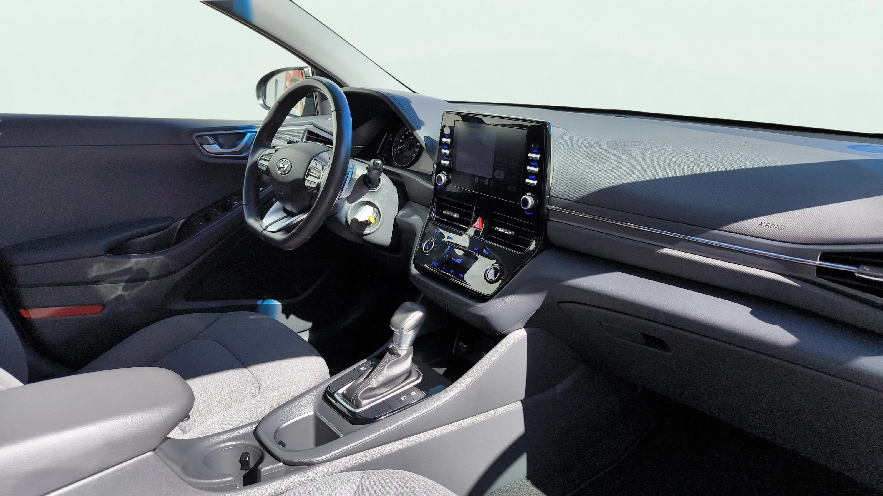 Hyundai Ioniq 1.6 GDI HEV Tecno DCT - foto 10