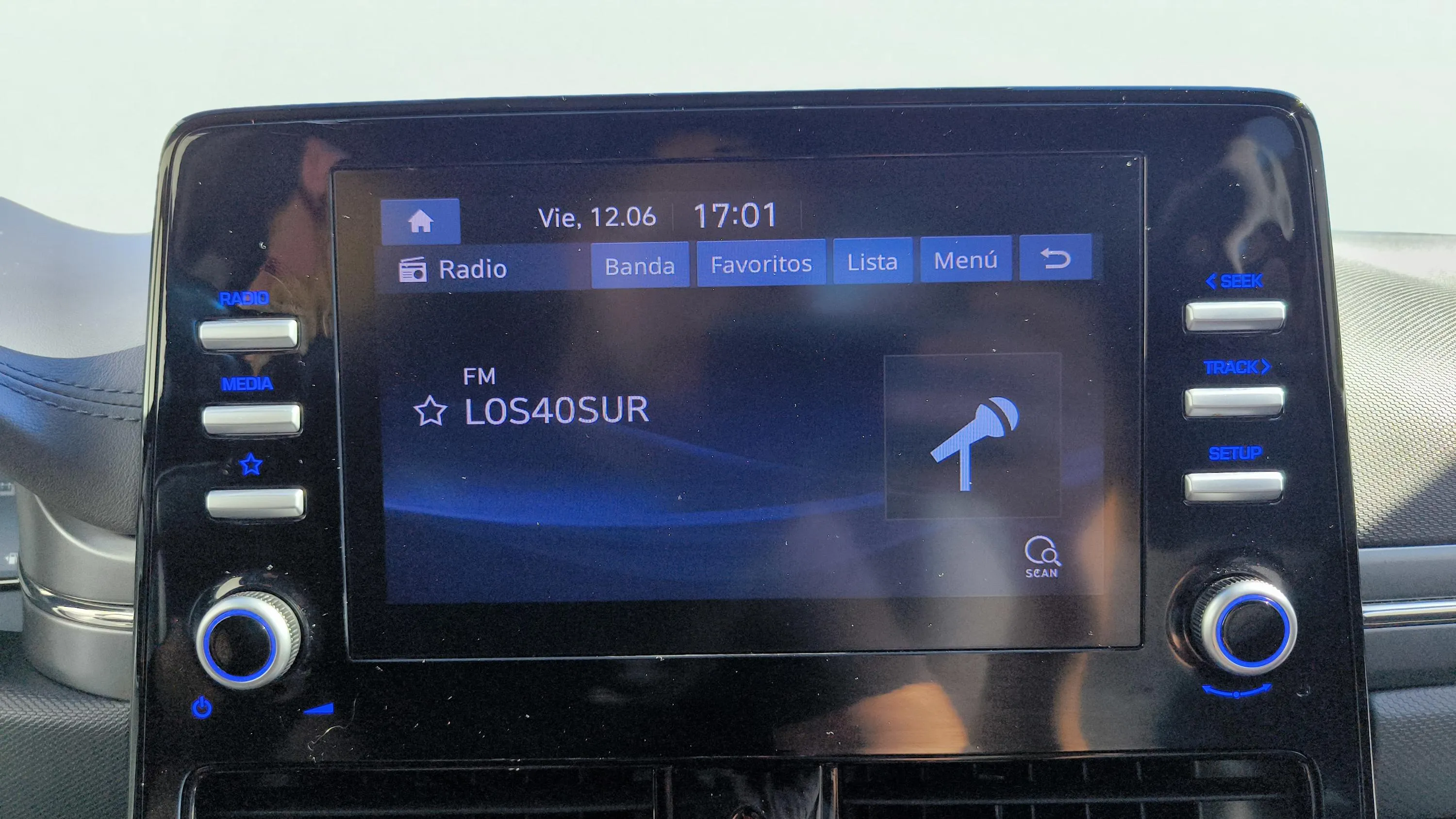 Hyundai Ioniq 1.6 GDI HEV Tecno DCT - foto 38