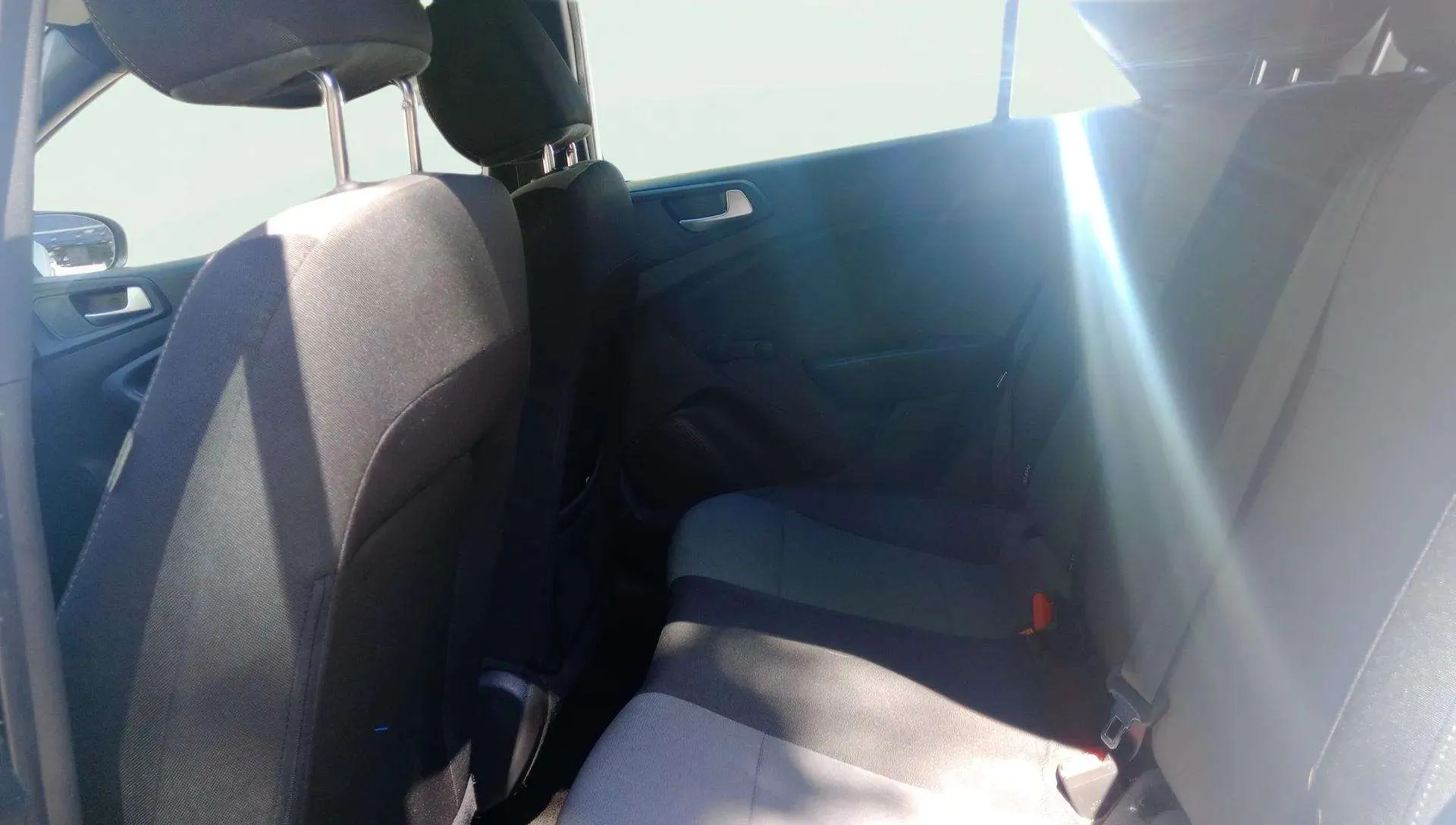 Hyundai i20 1.2 MPI Tecno - foto 14