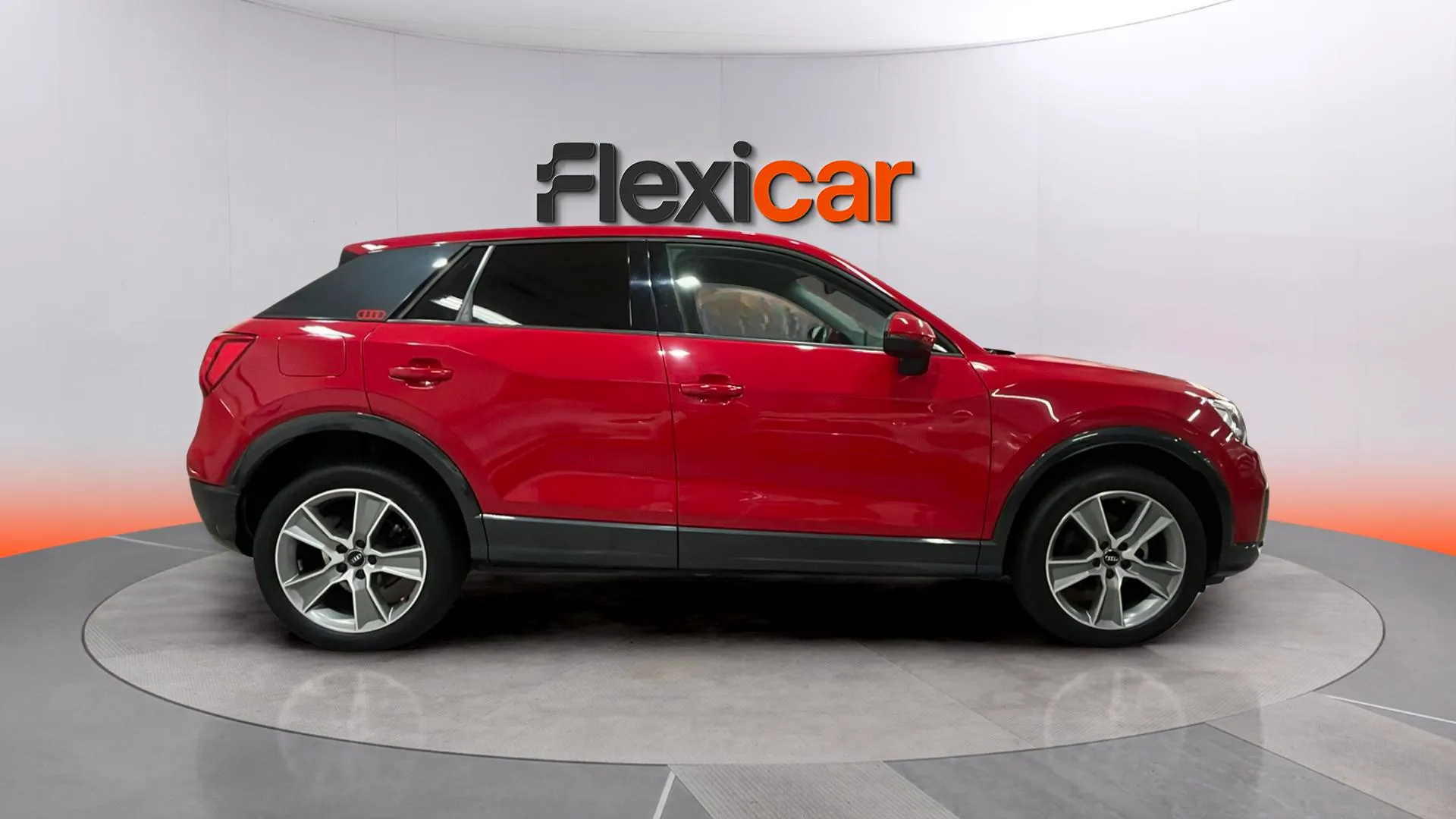 Audi Q2 Sport 35 TFSI - foto 8