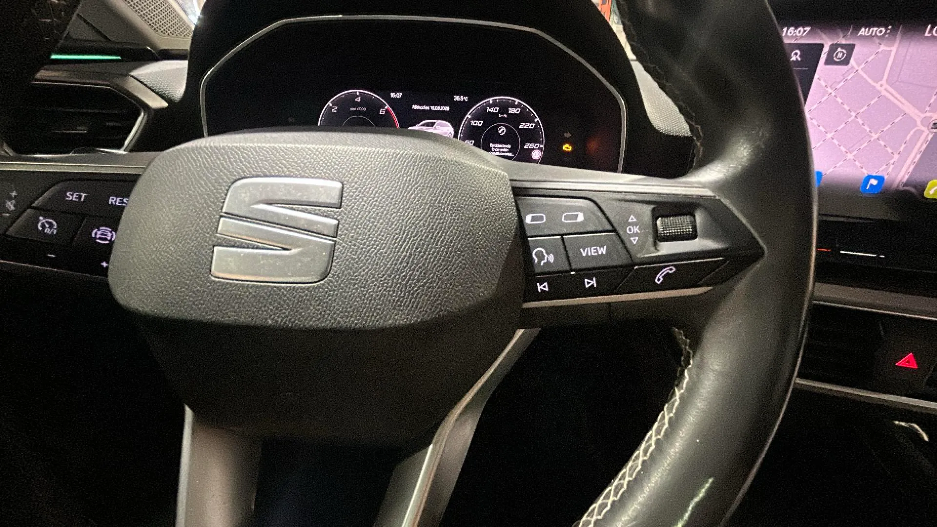 SEAT León SP 1.4 e-Hybrid DSG Xcellence - foto 14